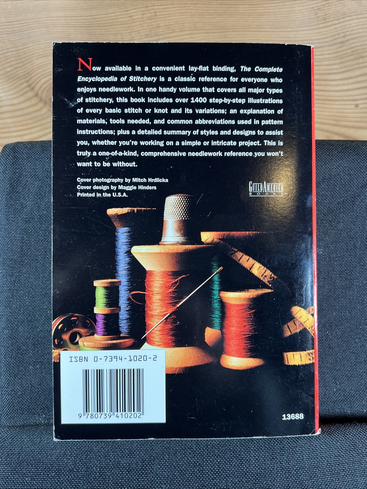 The Complete Encyclopedia of Stitchery by Mildred Graves Ryan (2000 PB)
