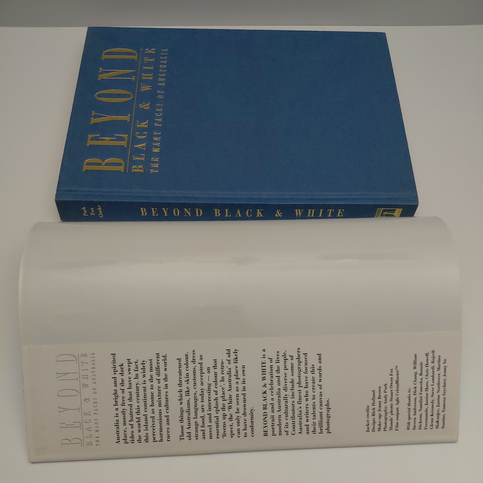 Beyond Black and White The Many Faces of Australia by Andy Park – 1995 Book