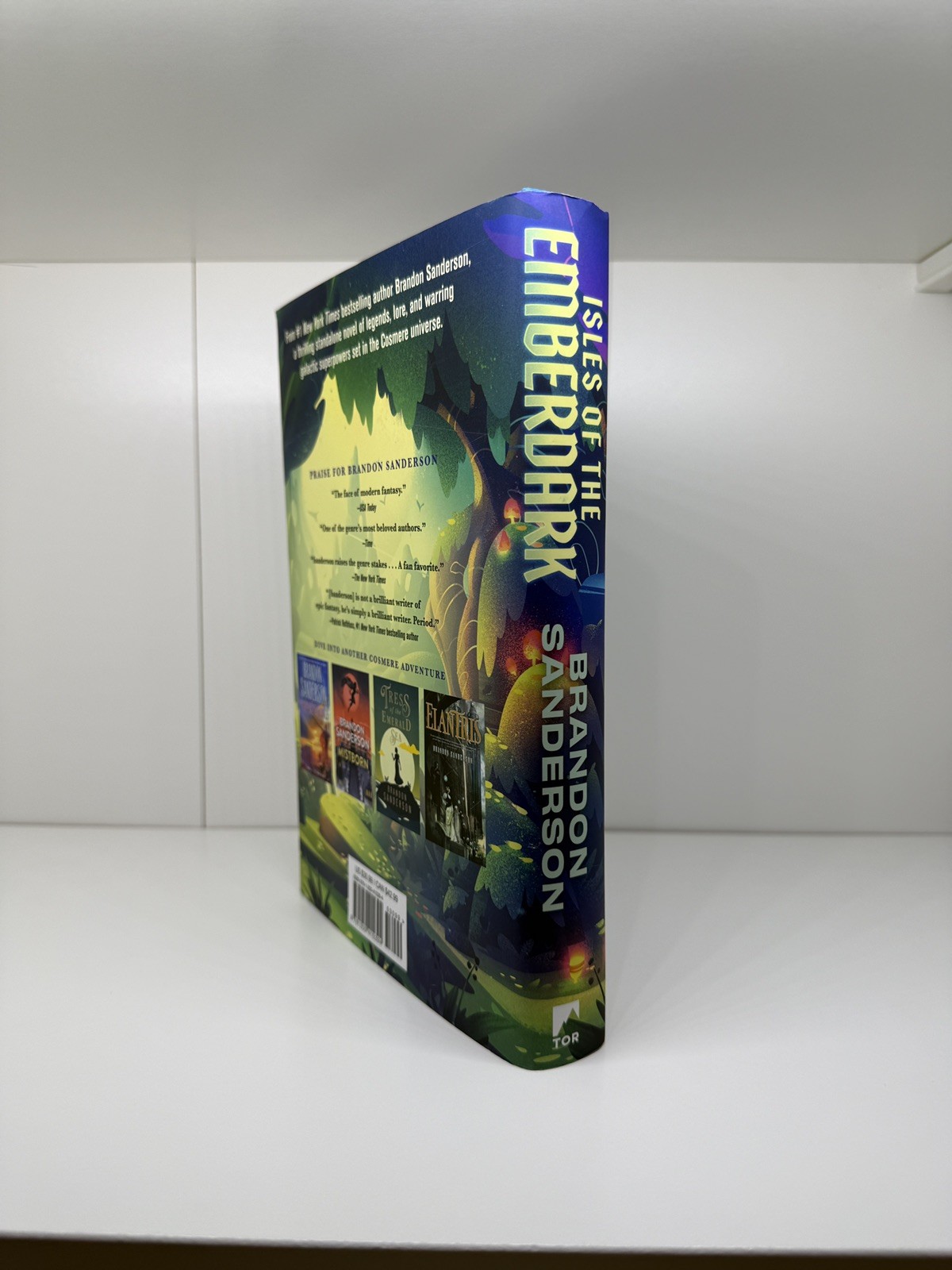 Brandon Sanderson Isles of the Emberdark. Signed/autographed ￼