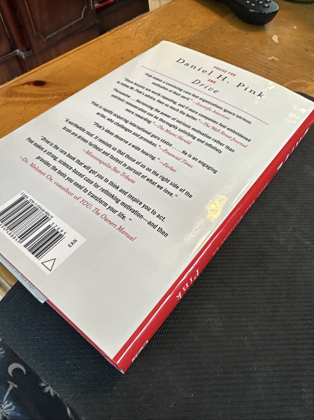 By Daniel H. Pink Like New Motivation Leadership Inspirational HC