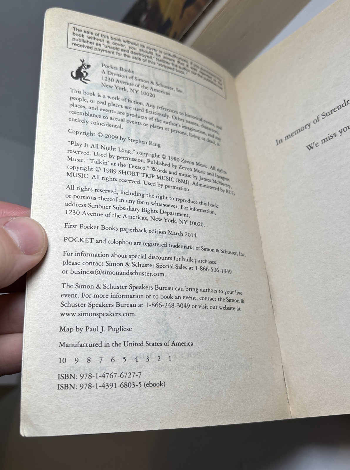 Under the Dome by Stephen King – Part One & Two – Sci-Fi, Horror Paperback Lot