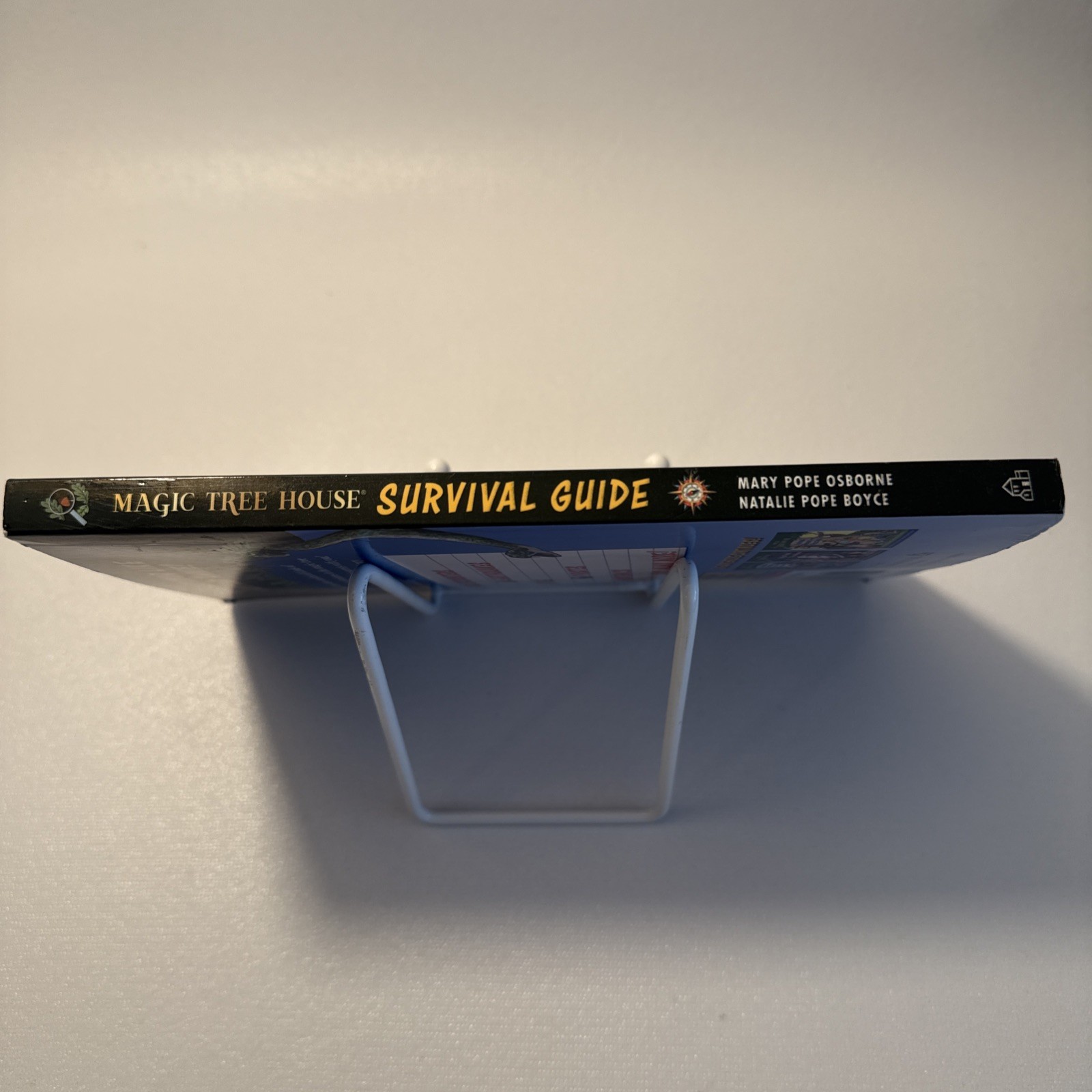 Magic Tree House Survival Guide by Natalie Pope Boyce and Mary Pope Osborne…