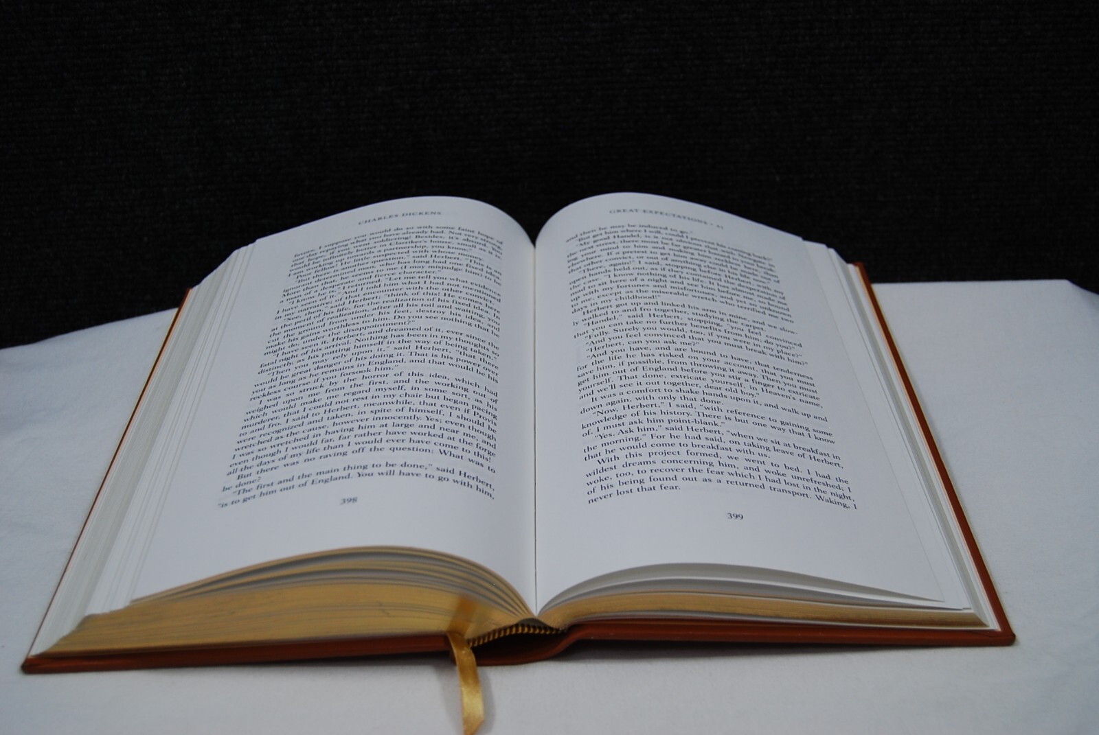 Great Expectations by Charles Dickens Leather Gold Gild Dalmatian Press 2004