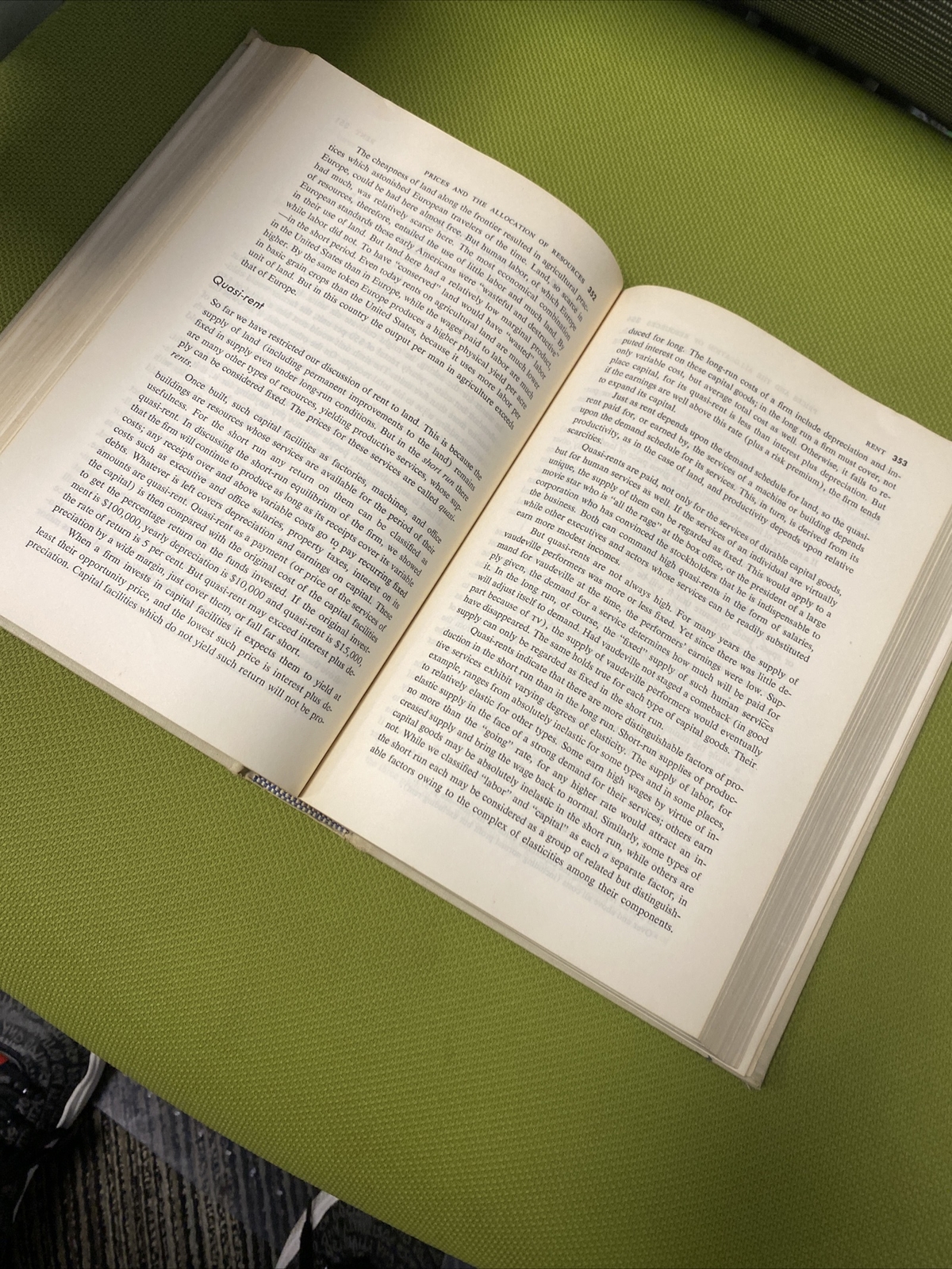 Modern Economics Second Edition 1953 Harcourt, Brace And Company, Inc.