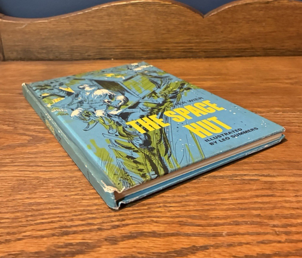 The Space Hut by Ester Wier – Vintage 1967 Weekly Reader Book