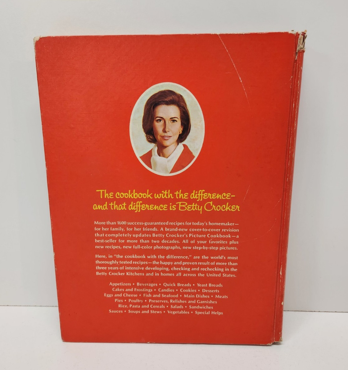 Vintage 1972 Betty Crocker’s Pie Cover Sear Holiday Edition Cookbook