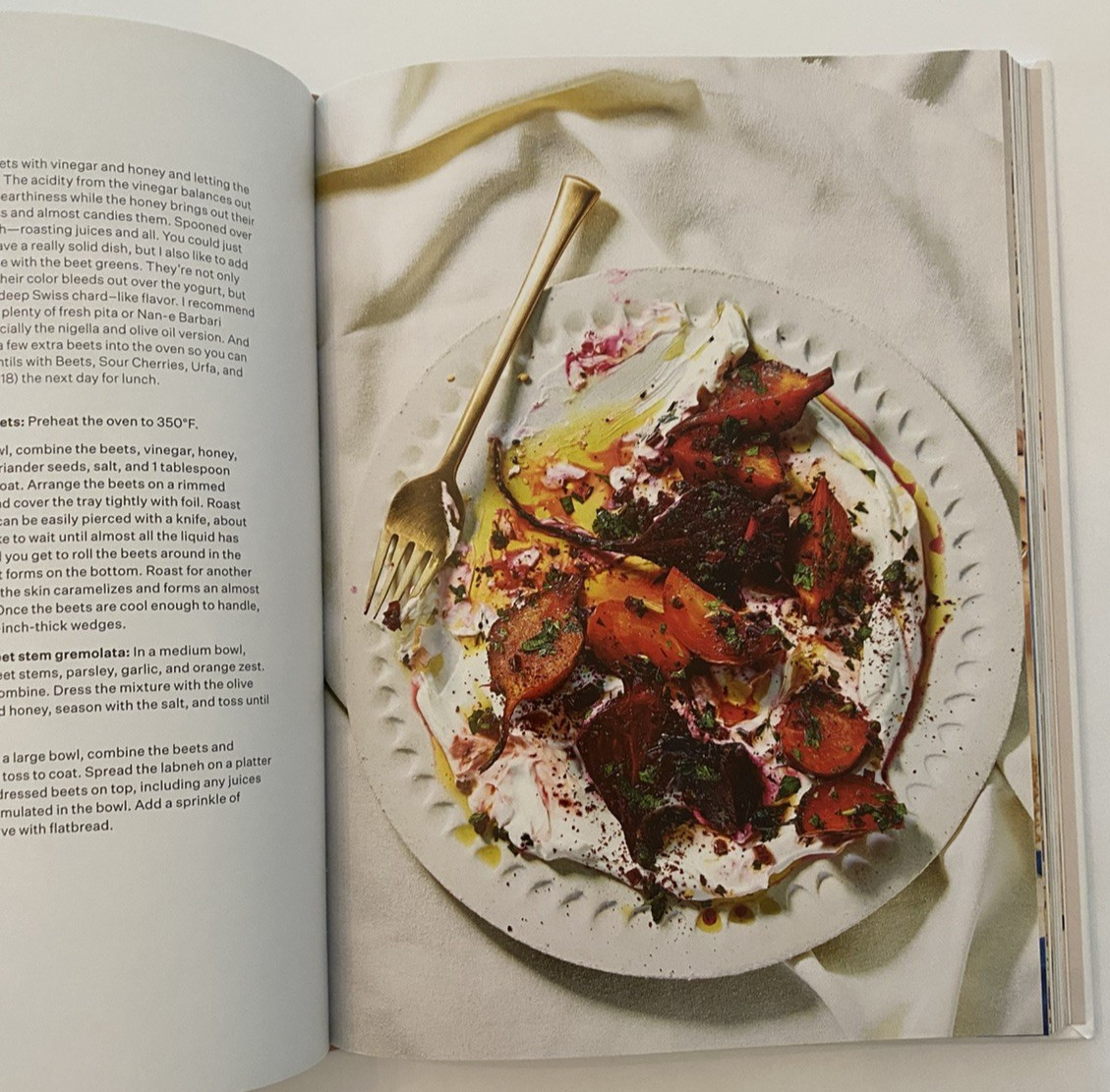Eating Out Loud: Bold Middle Eastern Flavors for All Day, Every Day – VERY GOOD