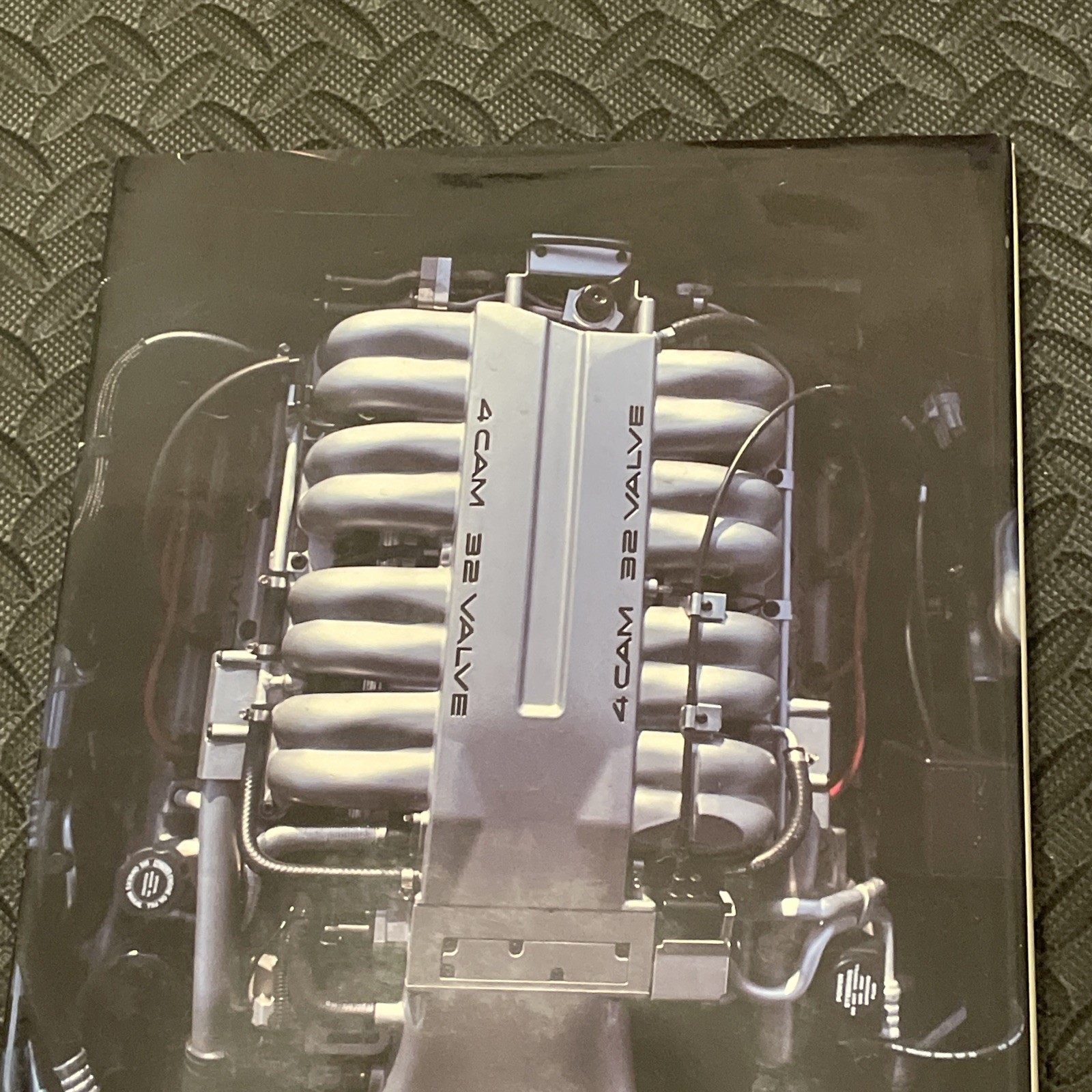 The Heart of the Beast History of the LT5 V8 & ZR-1 Corvette by Anthony Young HC