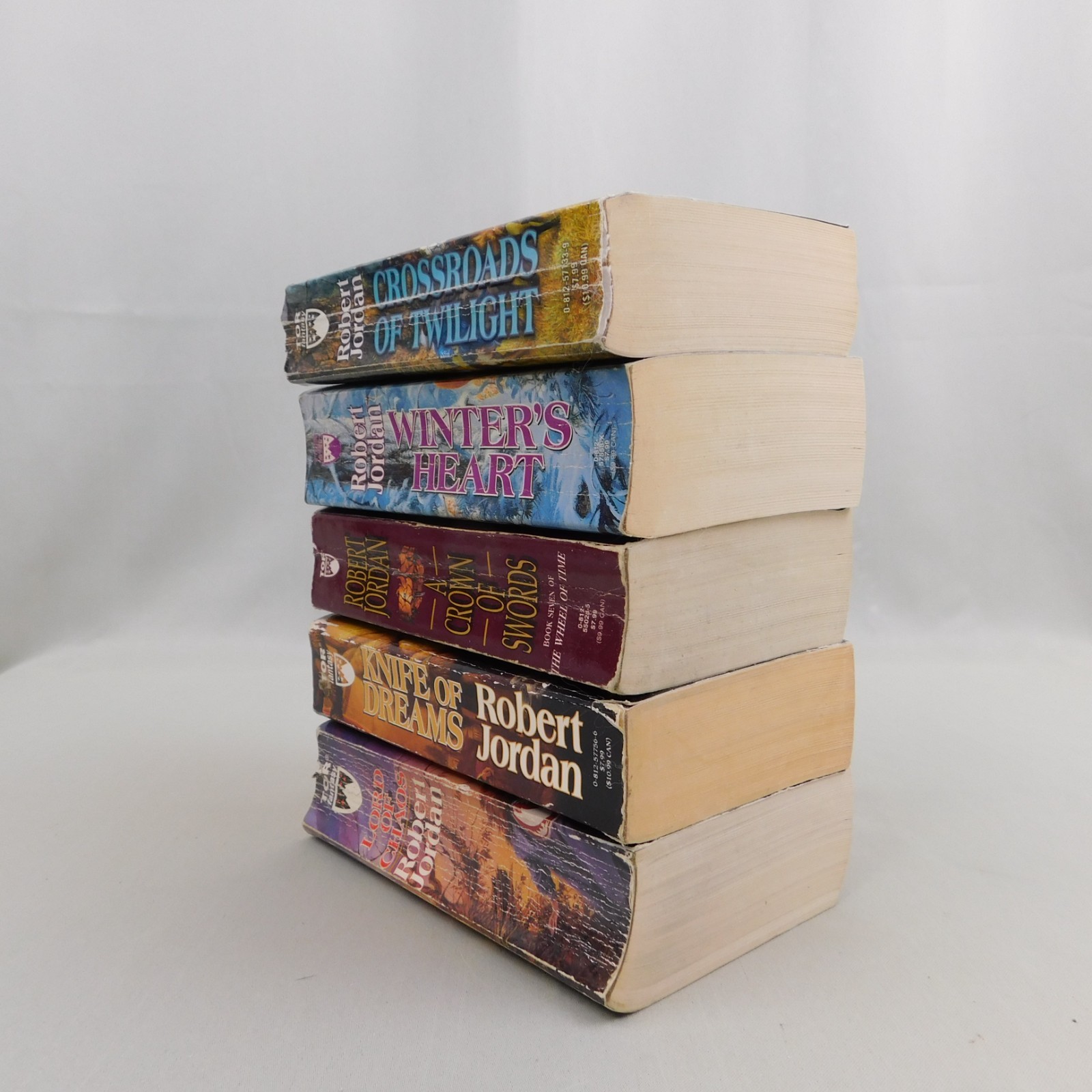 5pc Book Lot Robert Jordan Paperbacks Wheel of Time Series
