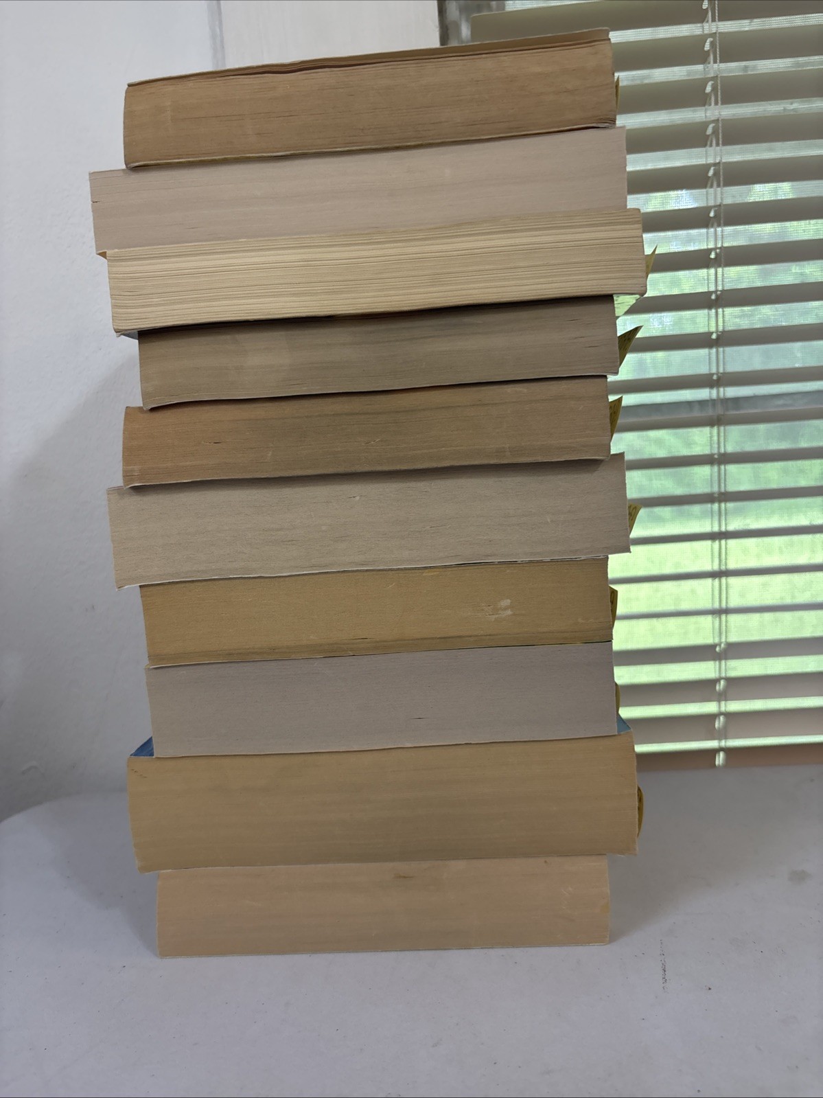 Lot of 10 – Mystery and Thrillers – Mixed Authors – FREE SHIPPING