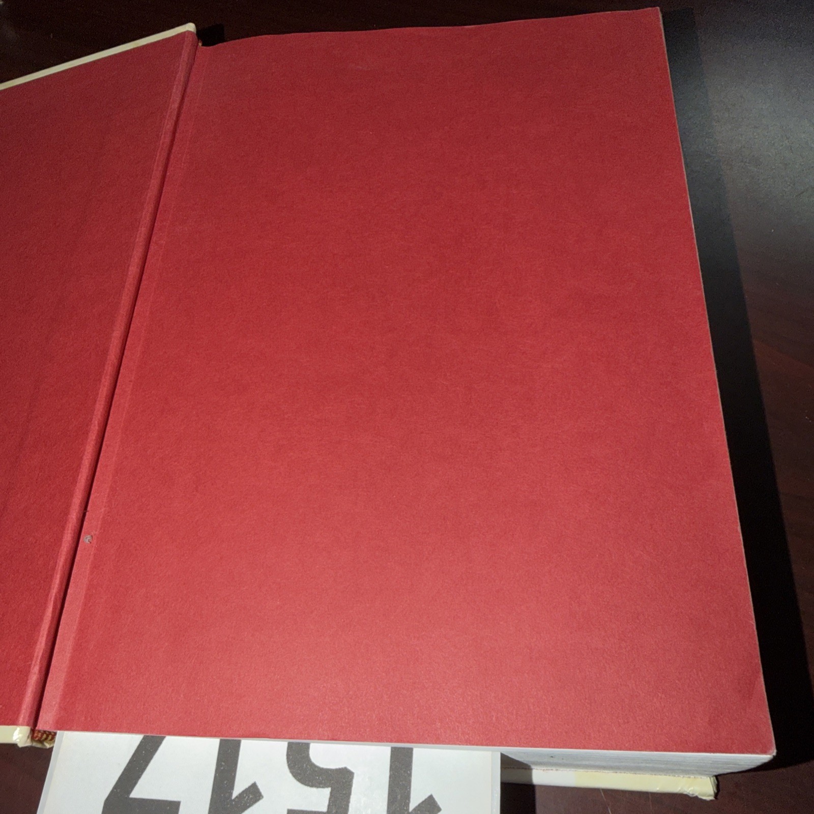 New Living Translation Bible (Giant Print) – Hardcover By Tyndale – GOOD