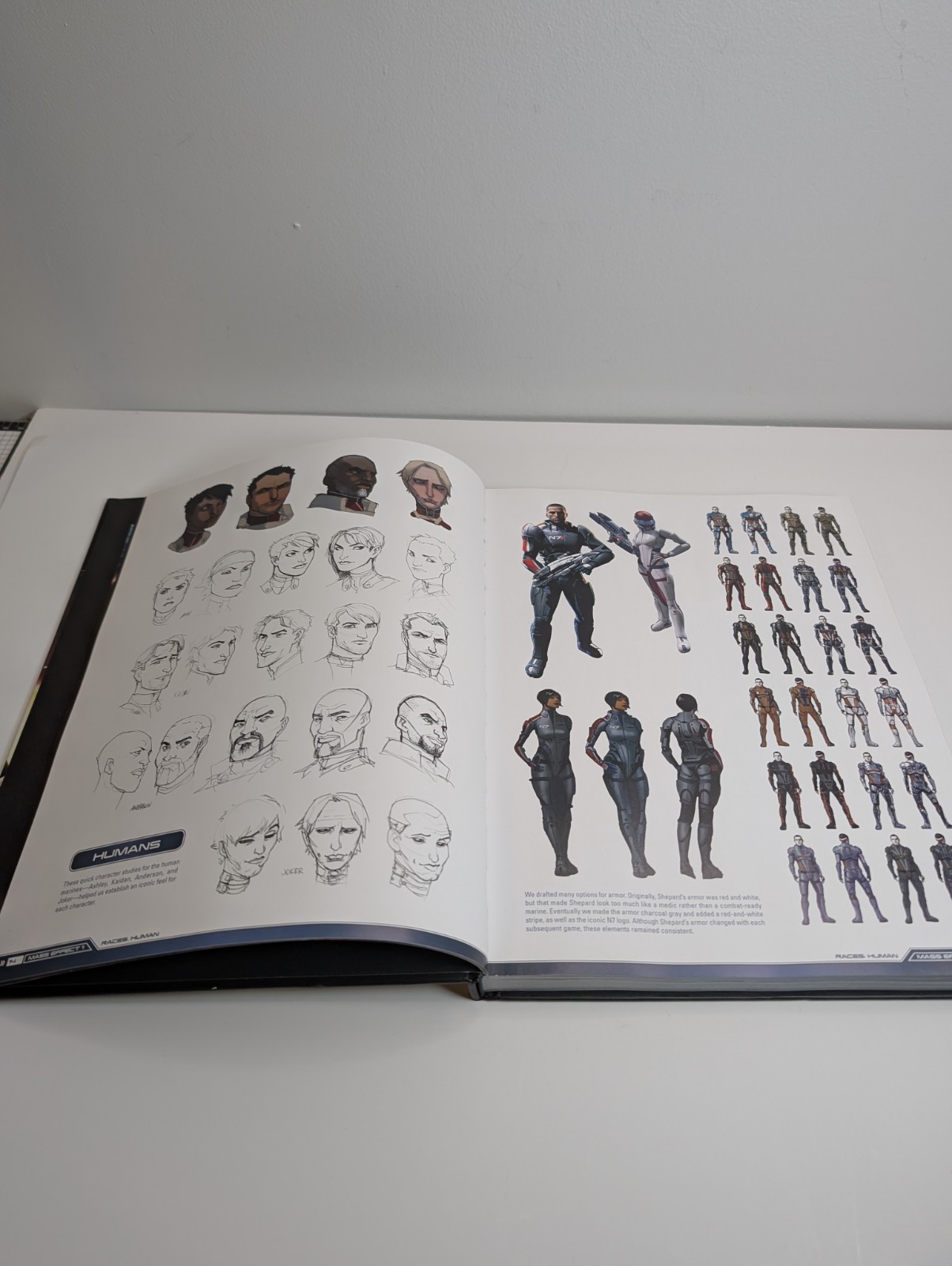 Dark Horse The Art of the Mass Effect Universe Hardcover Art Book 2012 Used