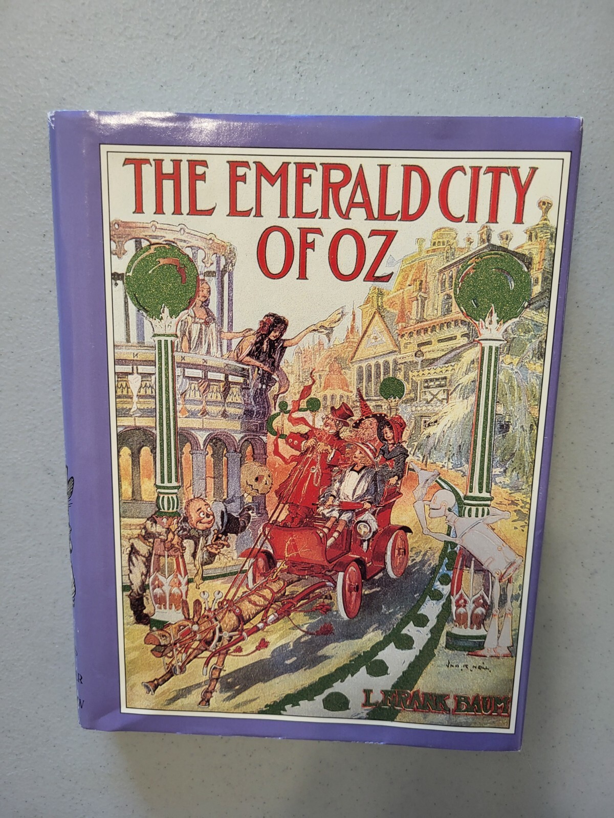EMERALD CITY OF OZ ~ L Frank Baum HC ~ 1993 16-COLOR PLATES w/metallic green
