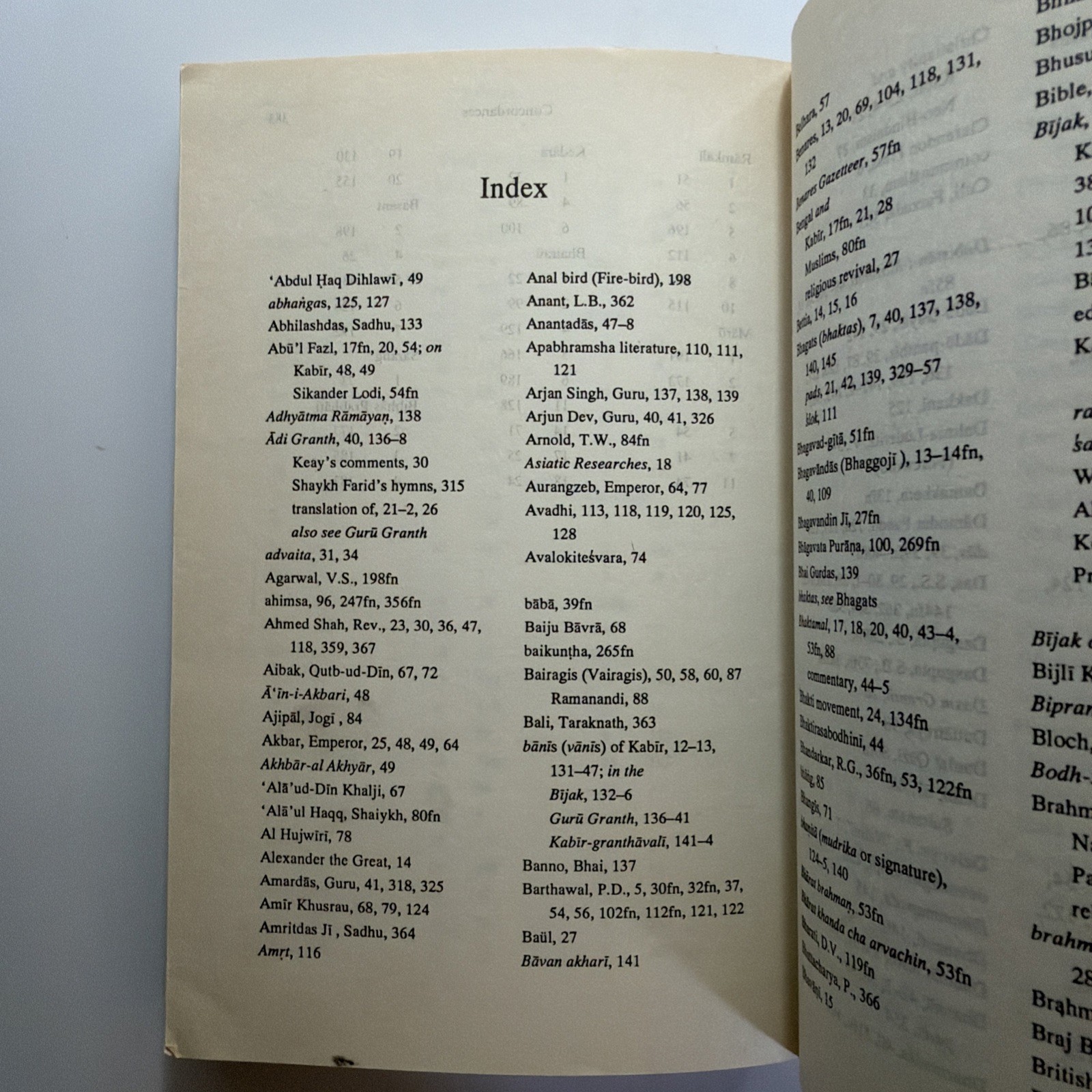 Weaver Named Kabir : Selected Verses with a Detailed Biographical and Historical