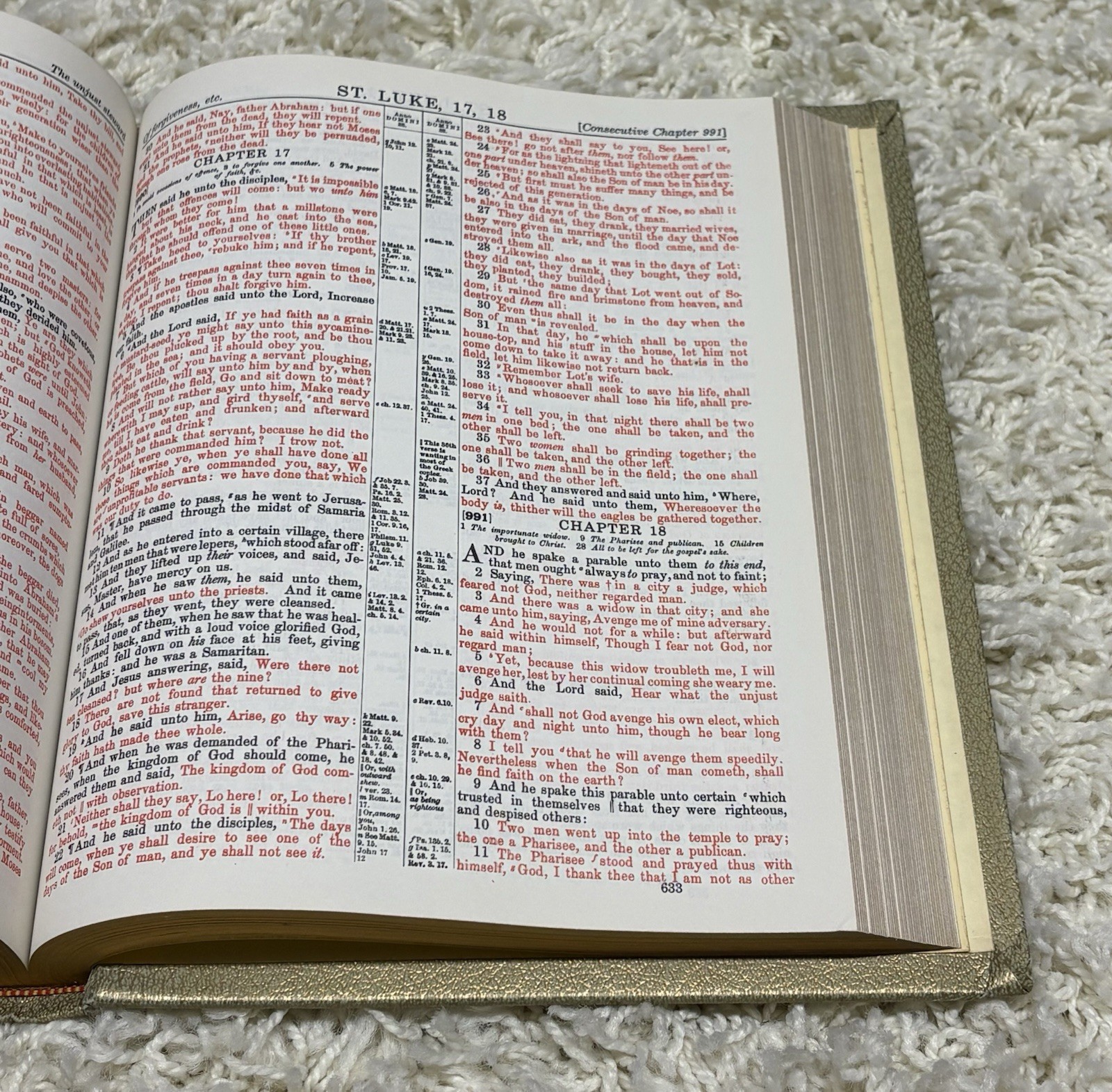 1964 XL Family Vintage Holy Bible 20th Century Gold Color Red Letter KJV