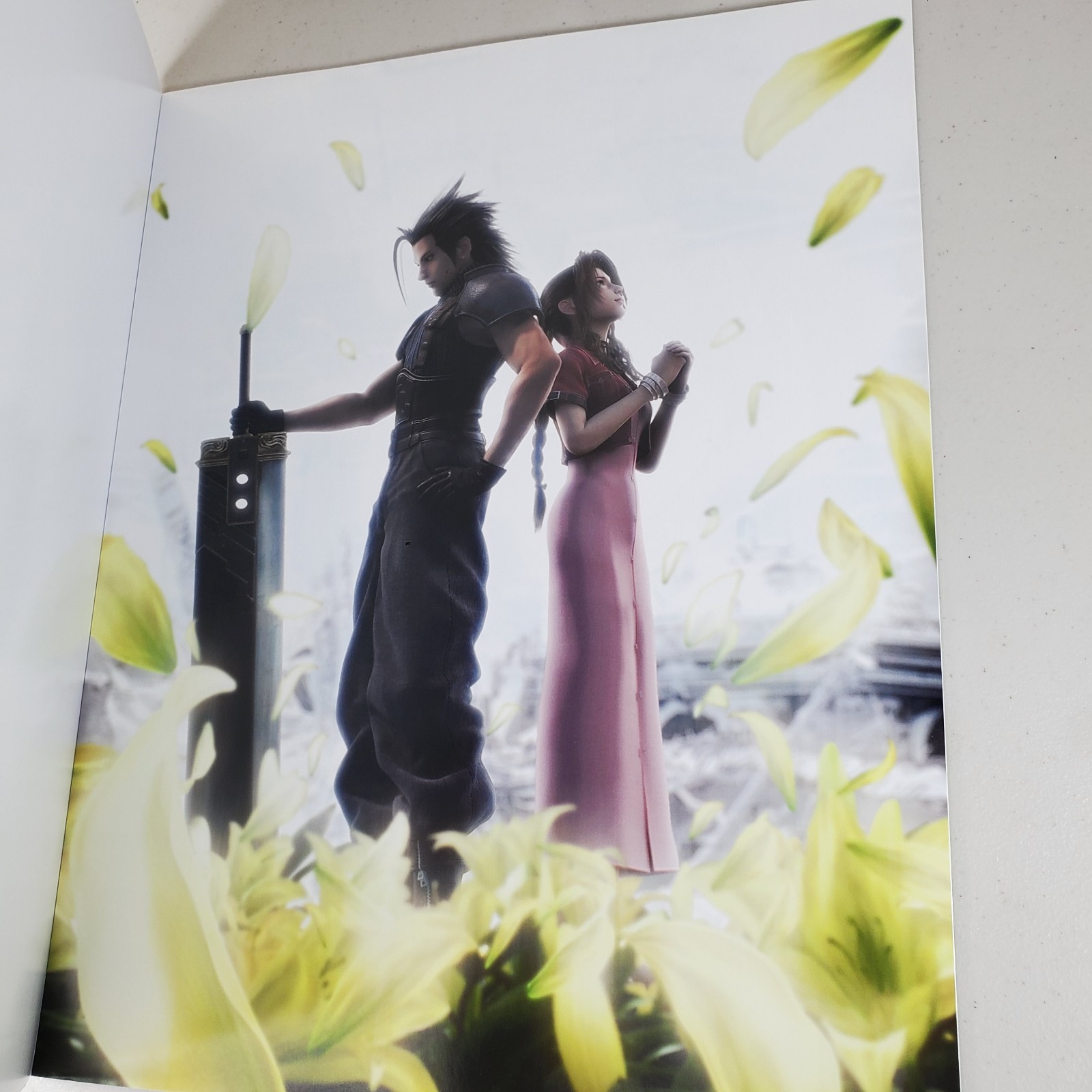 Final Fantasy VII Remake: Material Ultimania by Square Enix & Poster Book