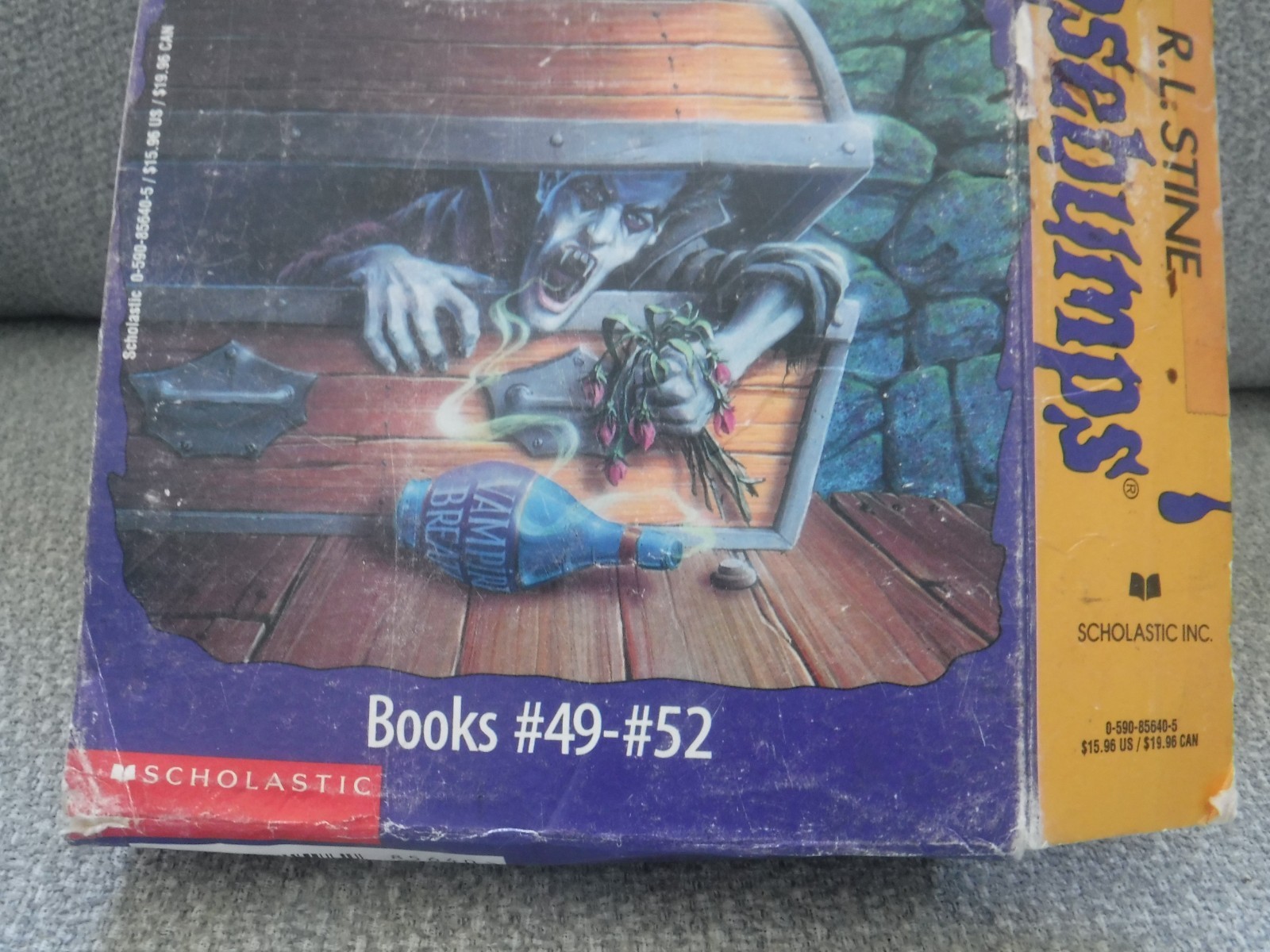 RL Stine Goosebumps Box Set #49 – #52 (missing #51) damage Collectible Paperback