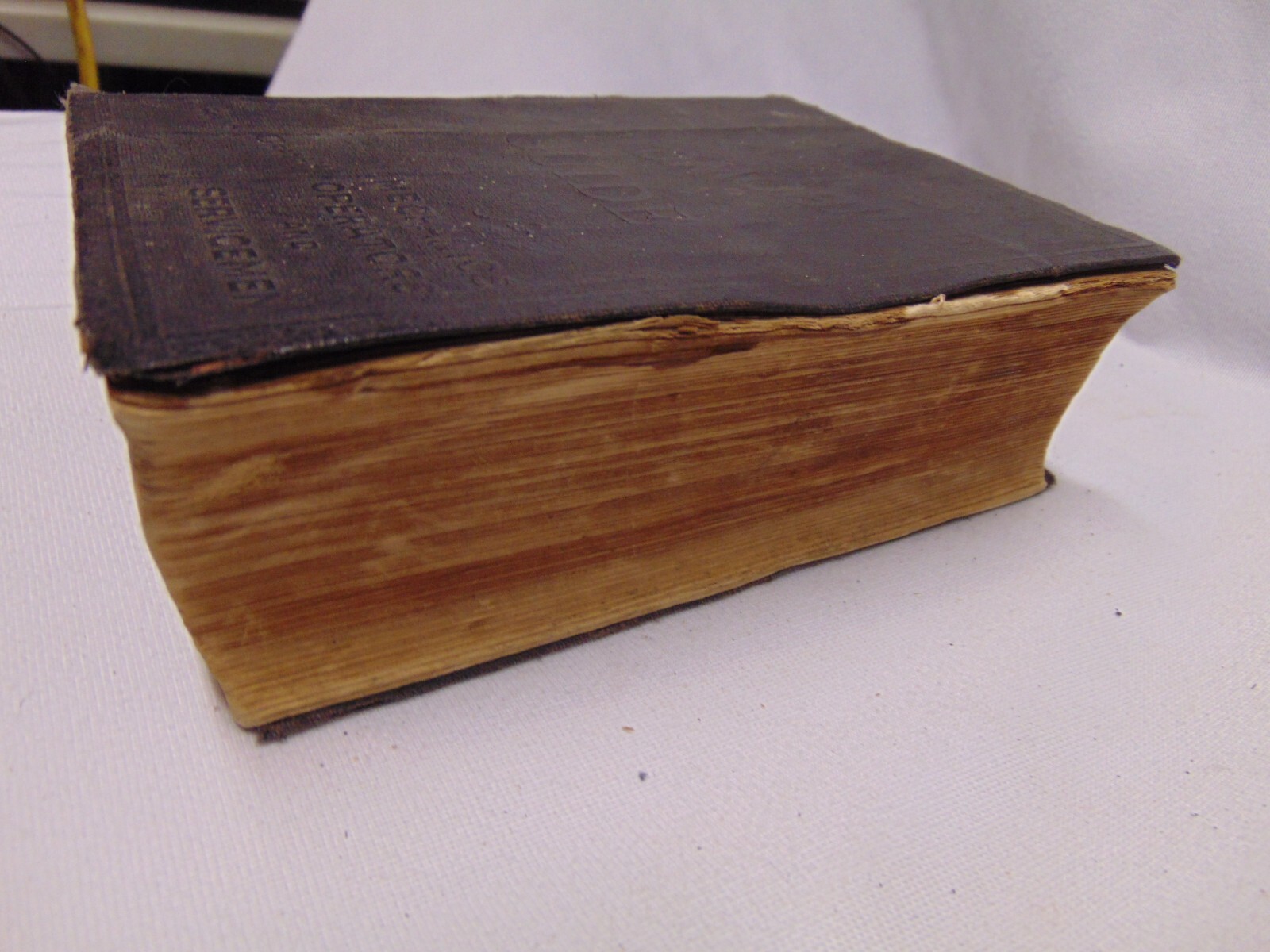 1947 softcover Audels New Automobile Guide Mechanics Operators 1604 pages