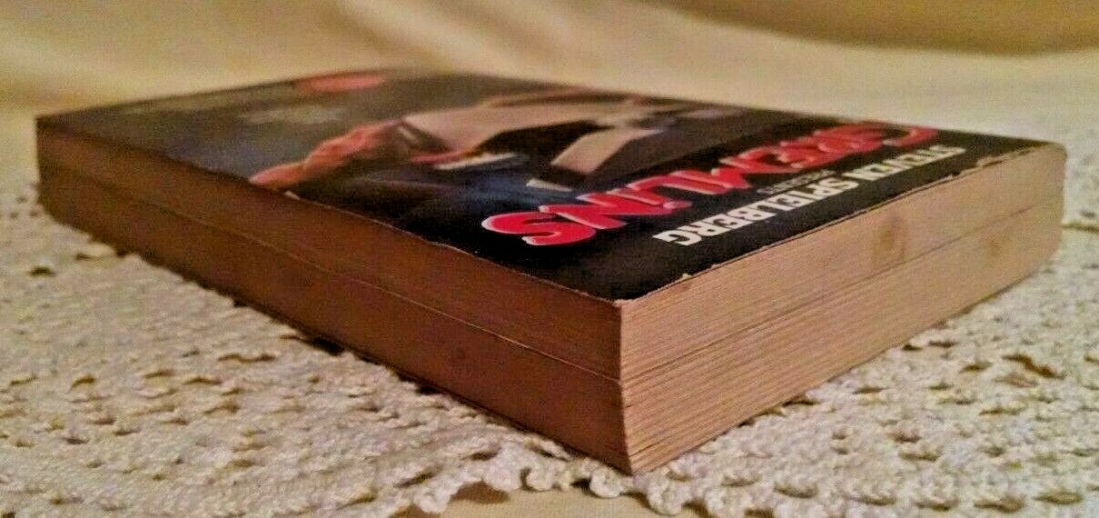 Gremlins George Gipe Steven Spielberg Avon 86561 Illsd 1st Jun 1984 Movie Tie In