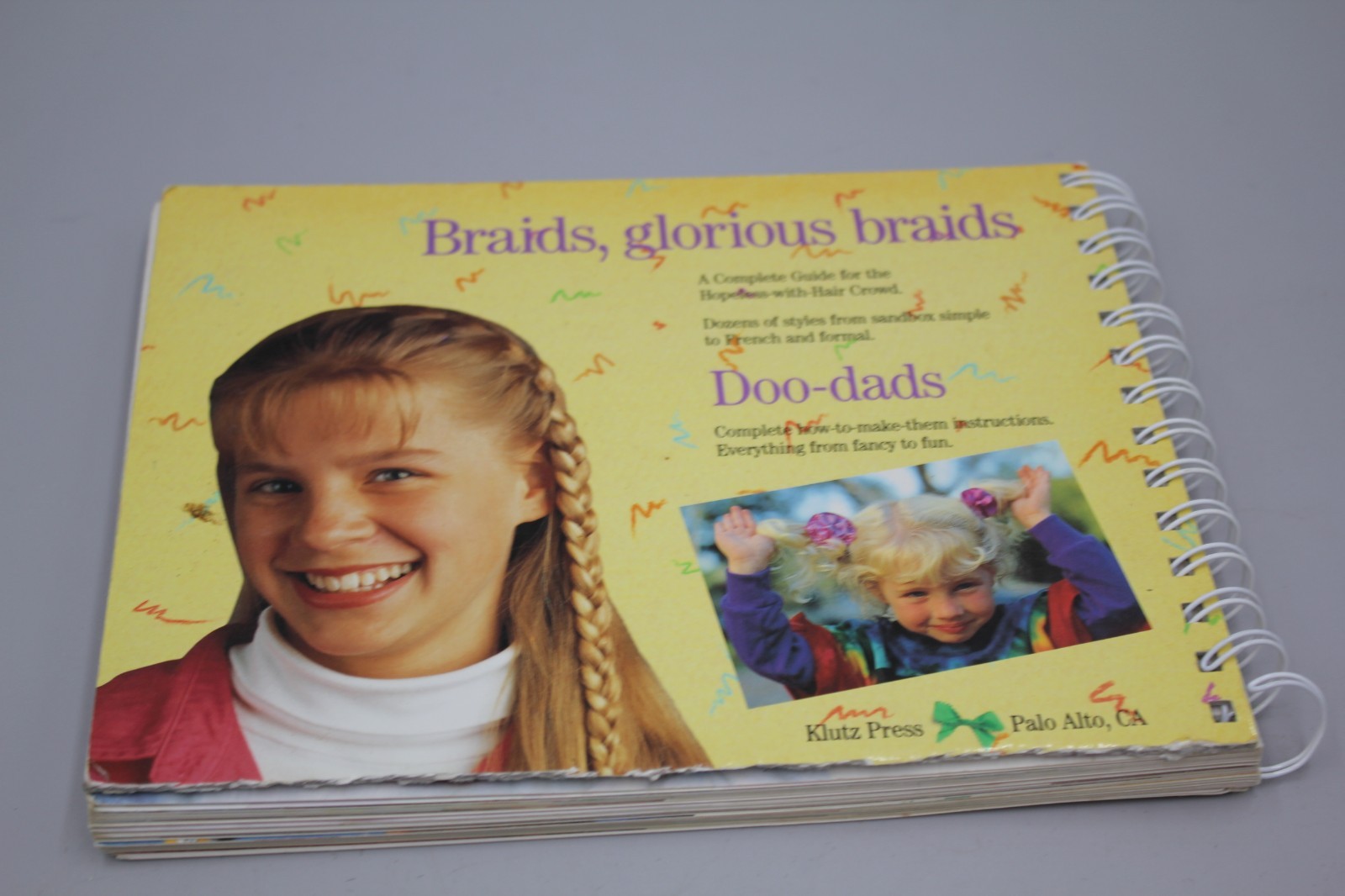Braids Bows: Easy Step-By-Step Instructions by Anne Akers Johnson – Vintage READ