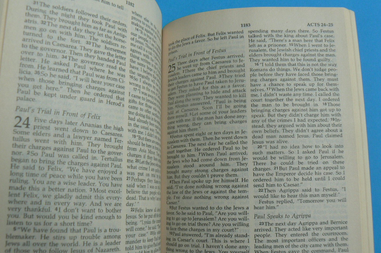HOLY BIBLE New International Reader’s Version, NIrV Children’s Bible, All Clean!