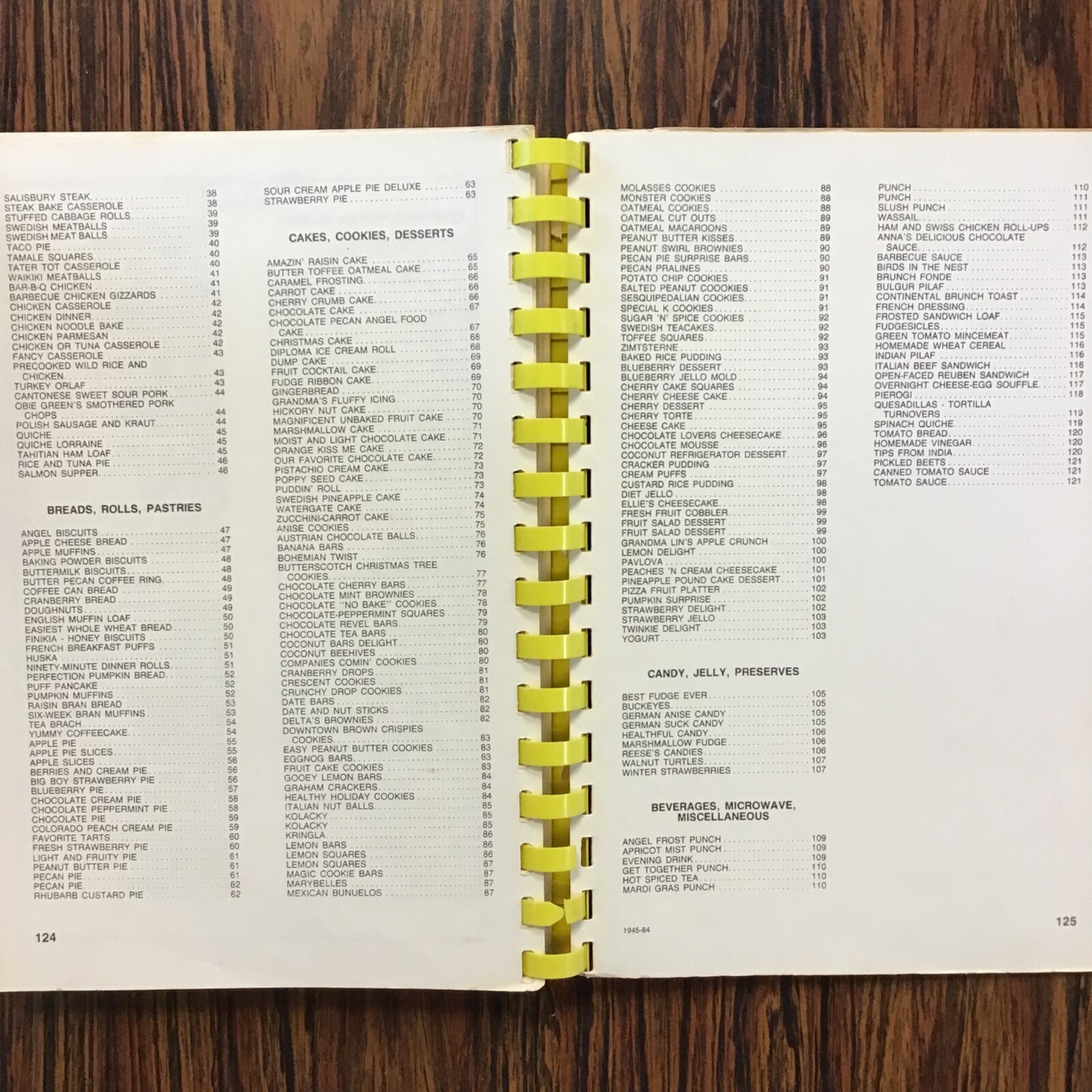 Plano Illinois Bible Church 1985 Vintage Cookbook. SEE index photos