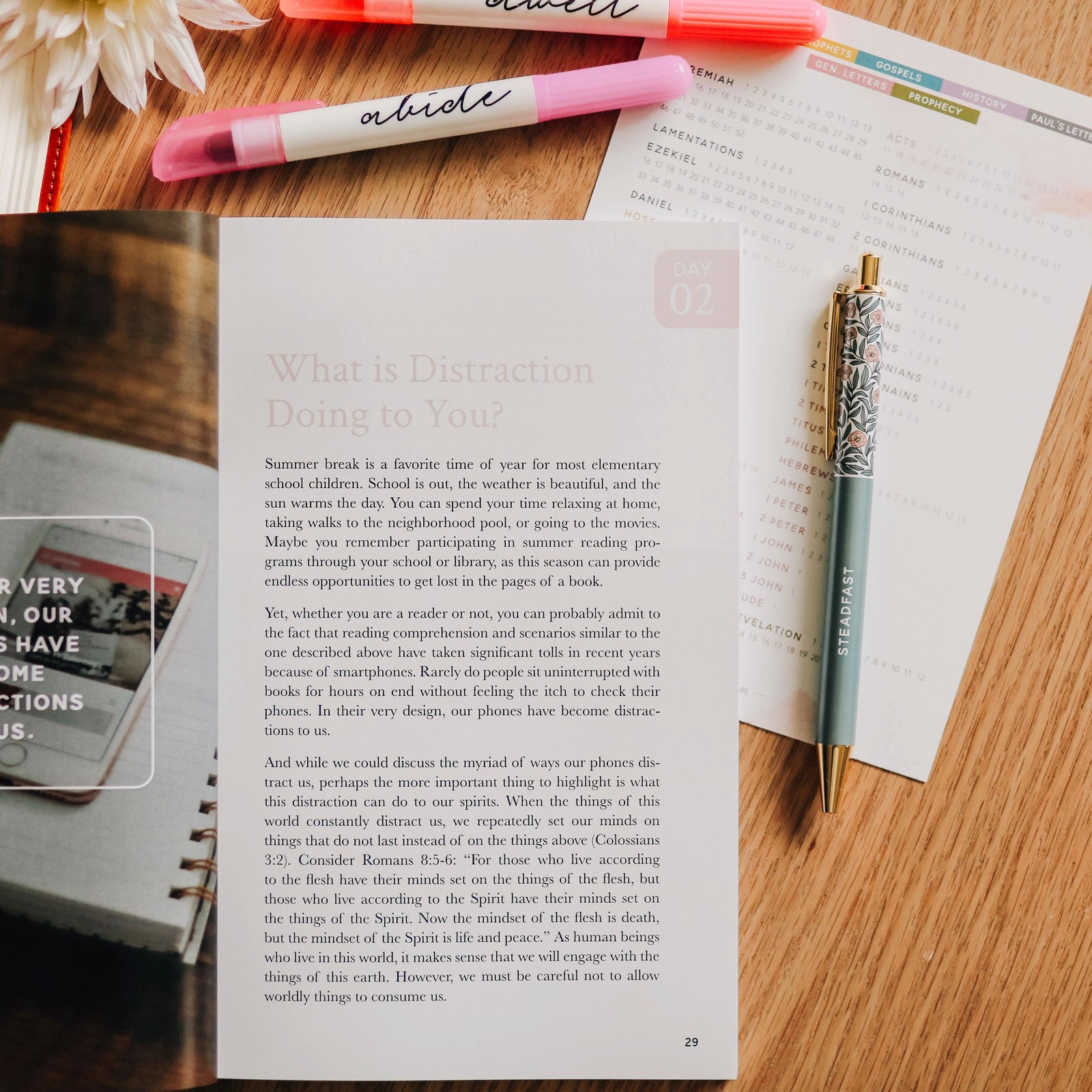 The Daily Grace Co Redeeming Your Phone Time Booklet