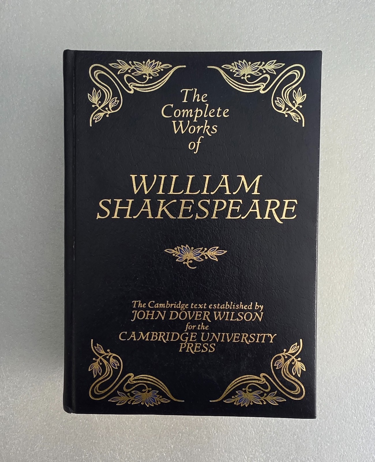 The Complete Works of William Shakespeare 1984 Hardcover Octopus Books Cambridge