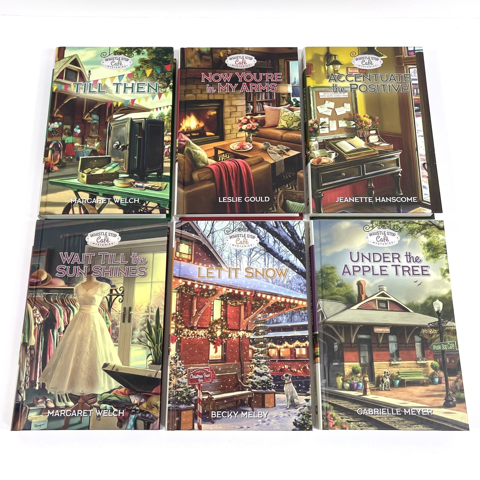 Lot of 22 Guideposts Whistle Stop Cafe Mysteries Books