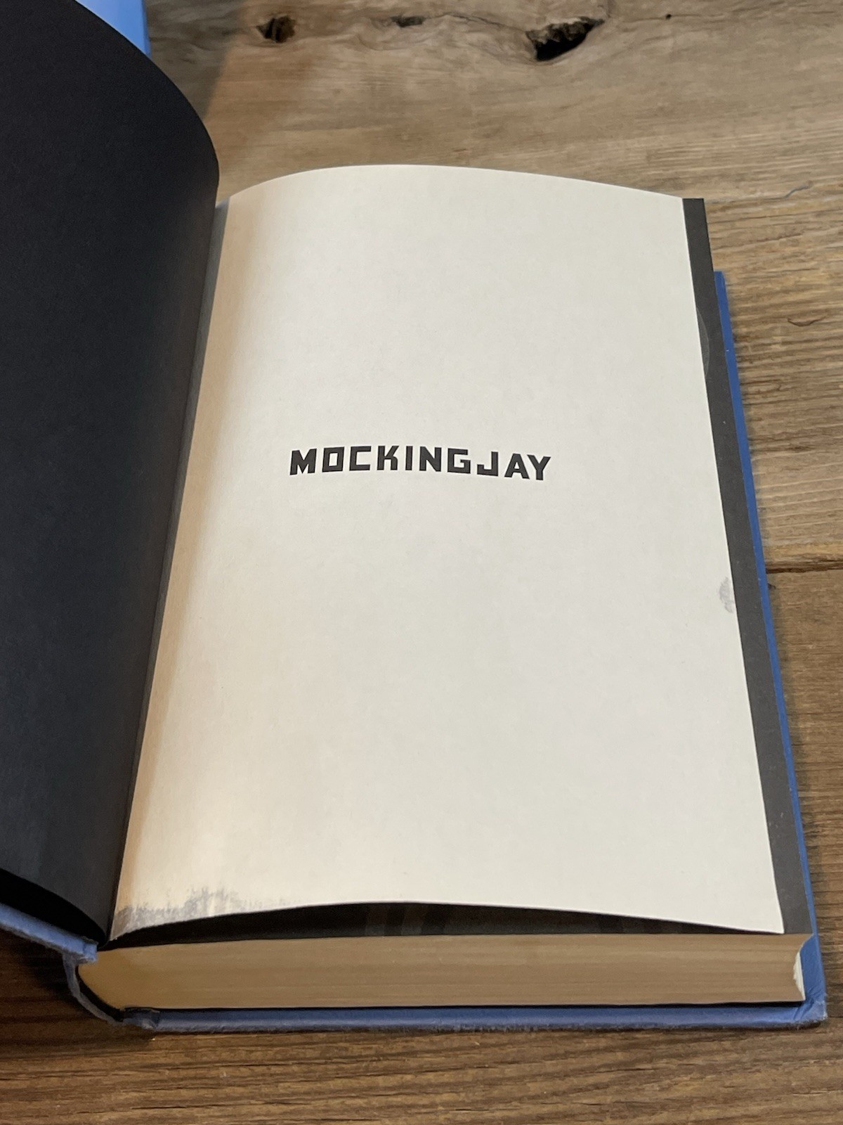The Hunger Games Mockingjay Suzanne Collins 2010 HCDJ First Edition 1st Print