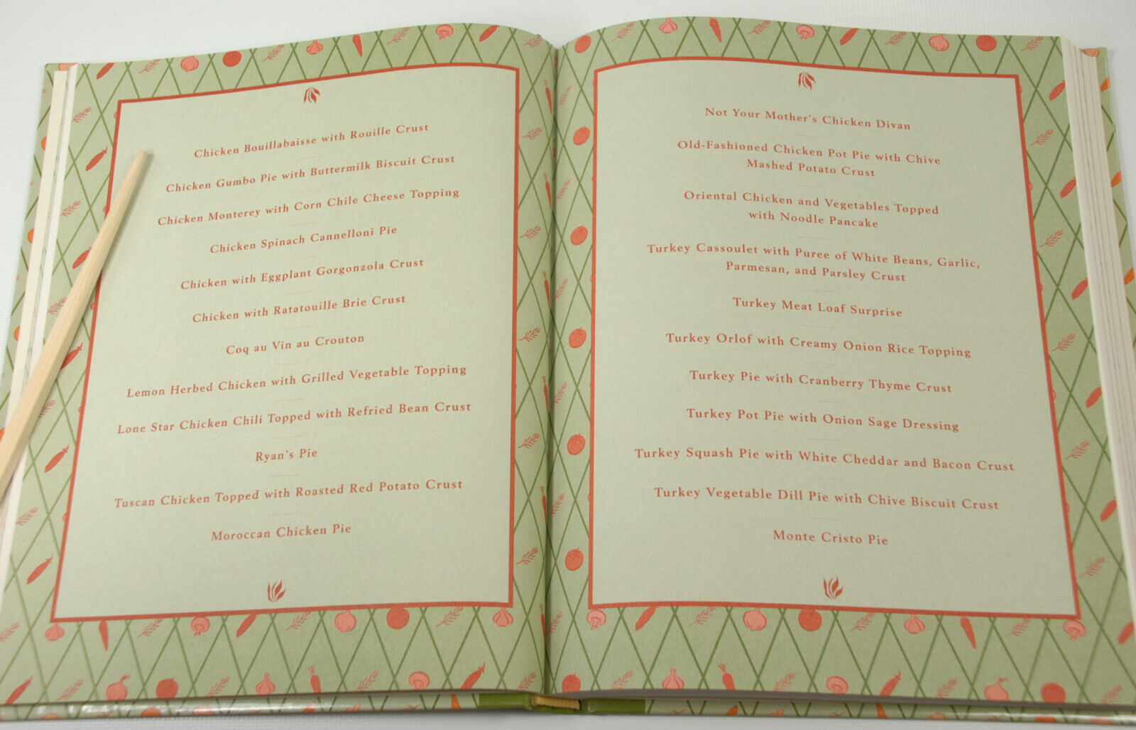 Pot Pies: Comfort Food under Cover by Diane Phillips (2000) 1st ed First Print