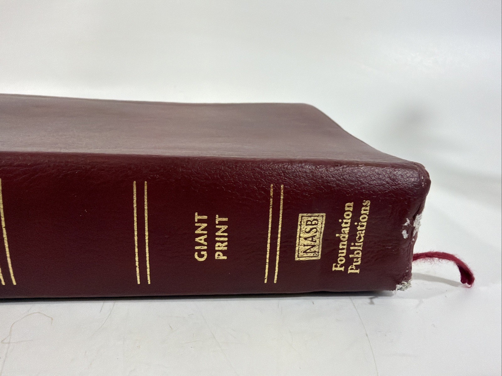 NASB Holy Bible Giant Print Burgundy Leathertex 2002 Foundation Publications