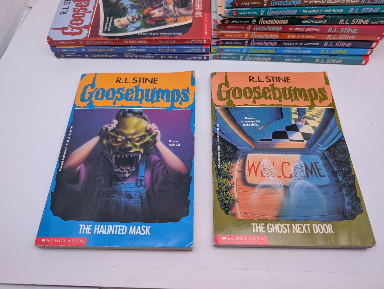 LOT OF 30: Vintage 90s RL Stine GOOSEBUMPS Books VG/EX All Different + Extras