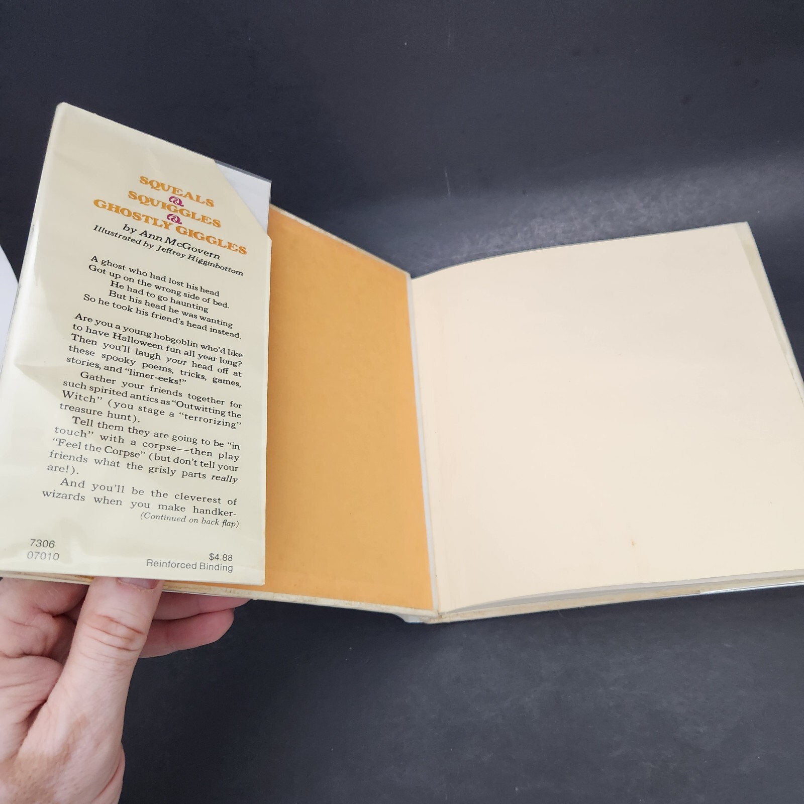 1973: Squeals & Squiggles & Ghostly Giggles by Ann McGovern 1st Printing HCDJ