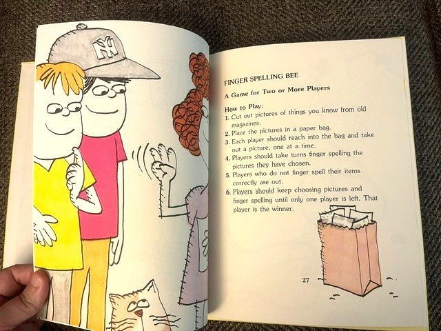 Finger Spelling Fun (Easy-read Activity) David Adler American Sign Language ASL