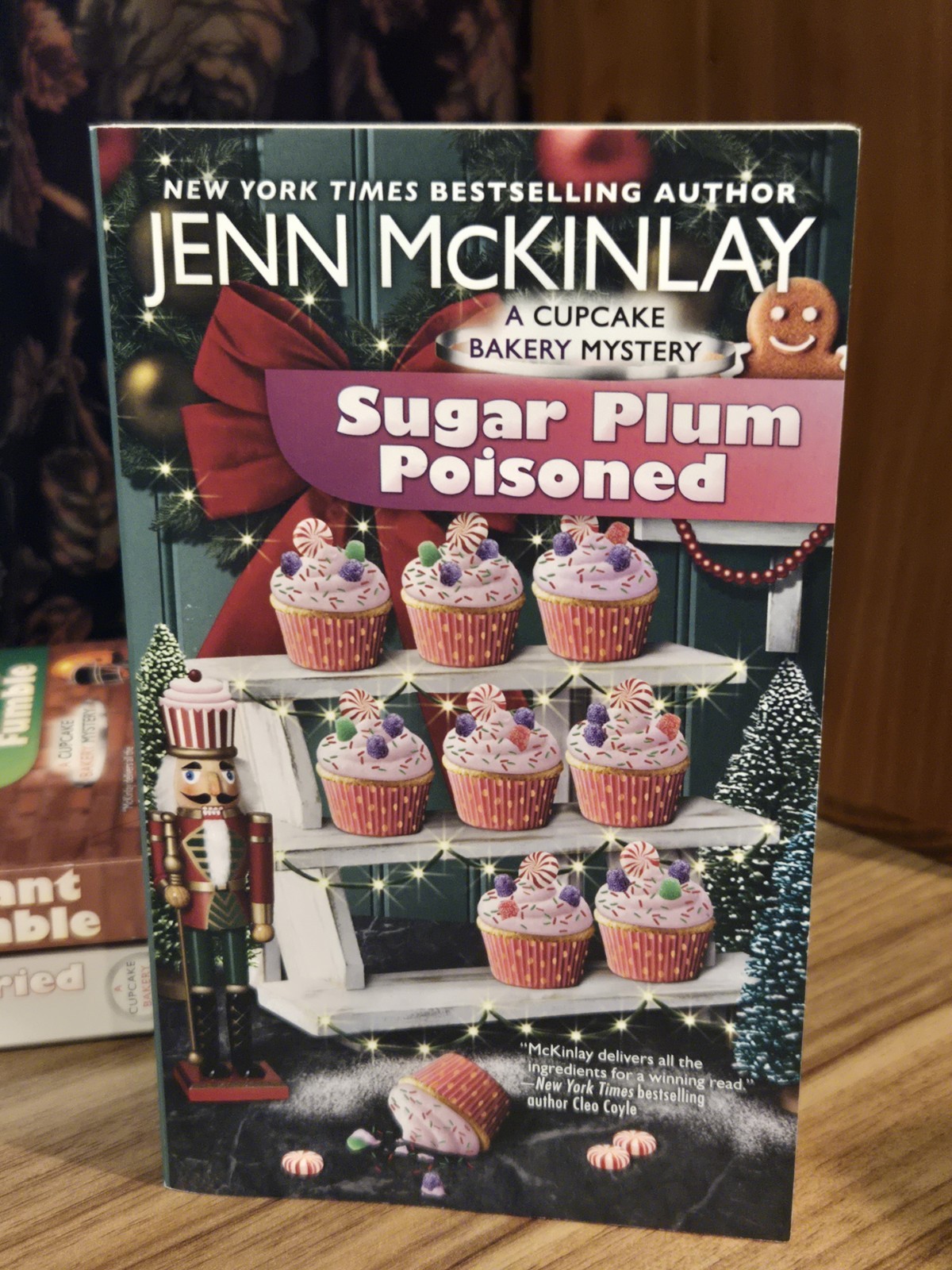 A Cupcake Bakery Mystery By Jenn McKinlay Lot of Four Cozy Mysteries