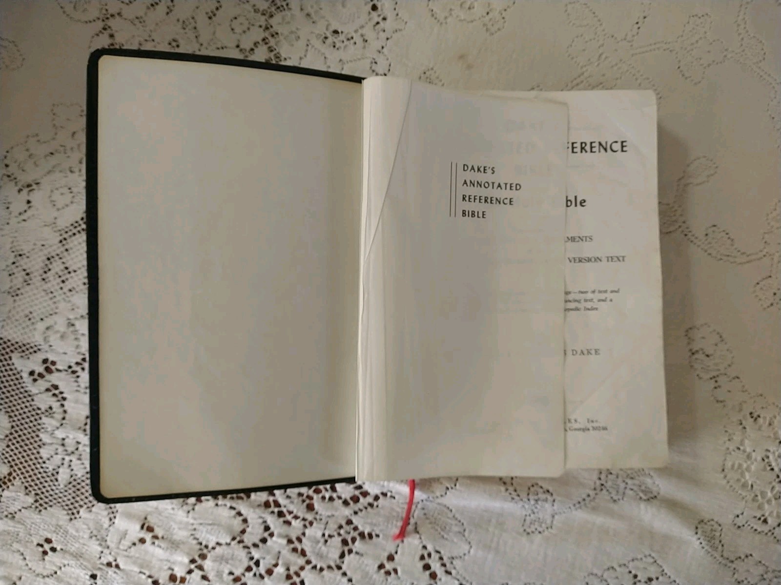 Genuine Leather Dakes Annotated Reference Bible Old New Testament KJV Black 1961