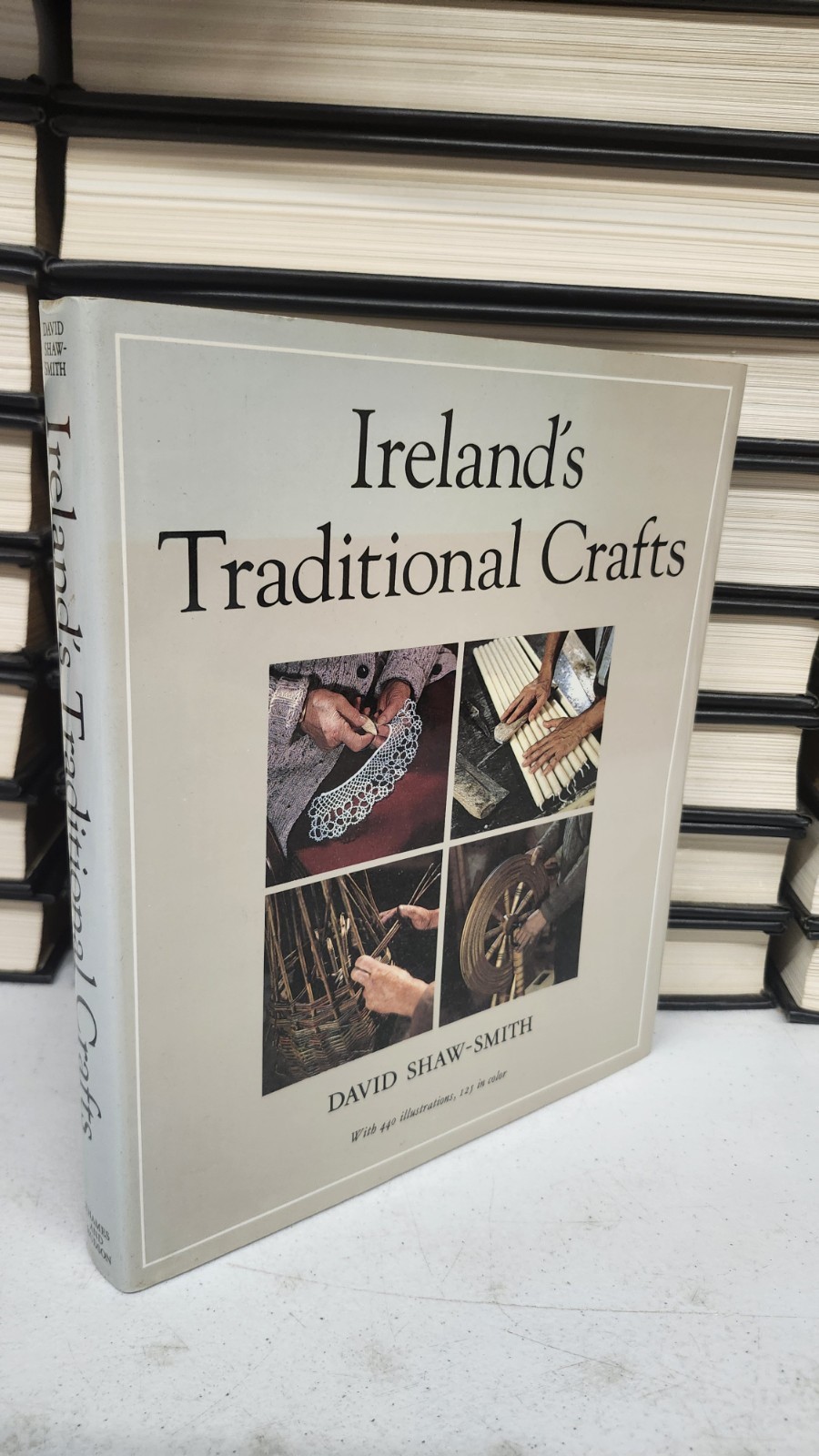Ireland’s Traditional Crafts,David Shaw-Smith HCDJ VG Condition