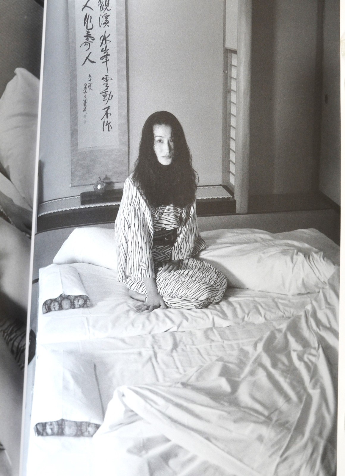 Magazine, Nobuyoshi Araki Special Issue, 51 p of Araki’s photographs ,postcard