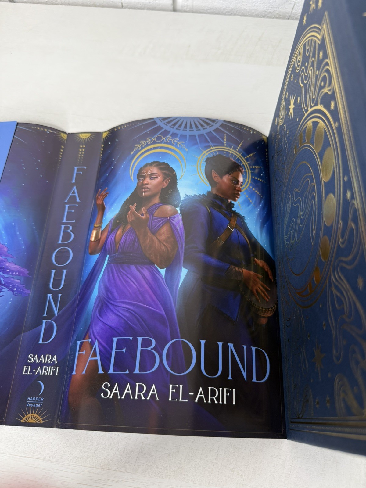 Faebound by Saara El-Arifi FairyLoot Signed Exclusive Edition Sprayed Edges