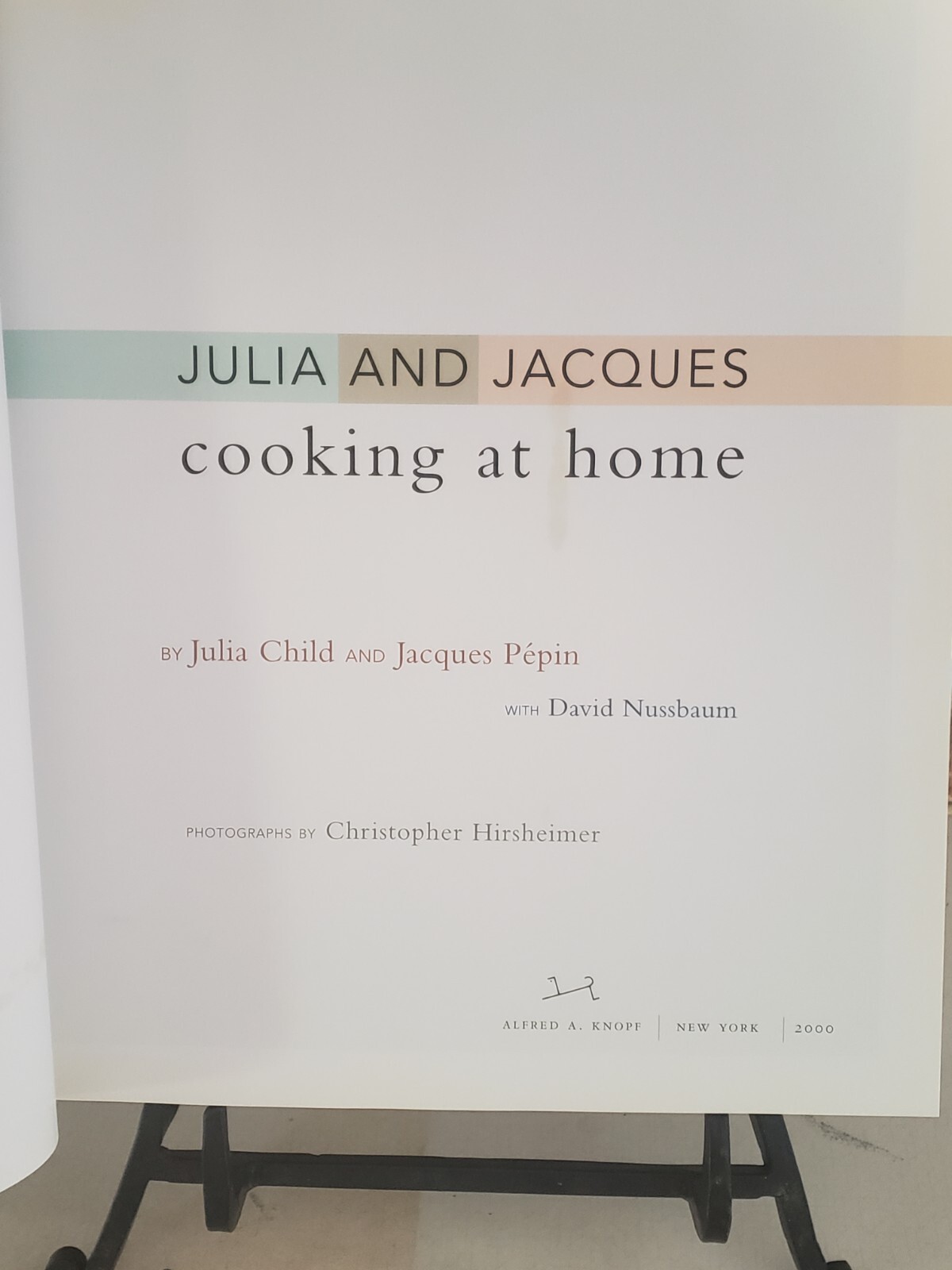 1999 Julie and Jacques Cooking at Home Julia Child Jacques Pepin 430 pages