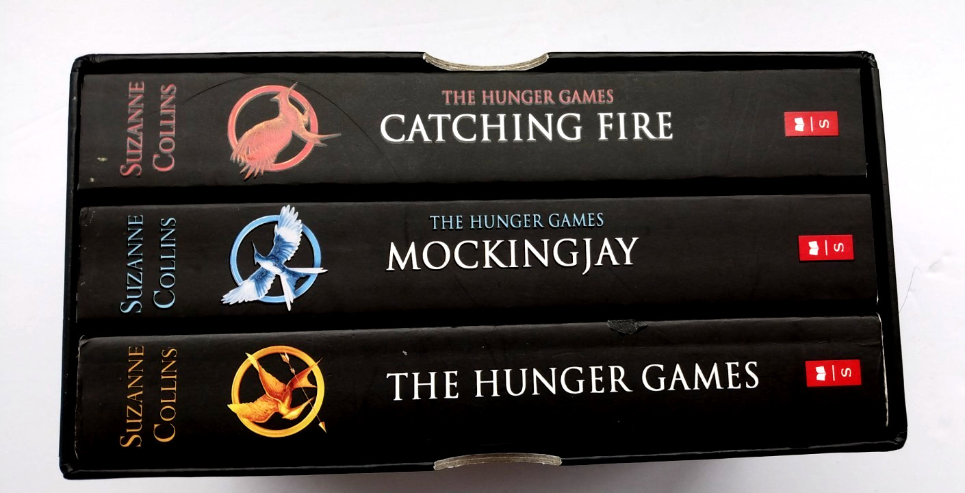 The Hunger Games Trilogy Boxed Set Catching Fire/Mockingjay Suzanne Collins 2013