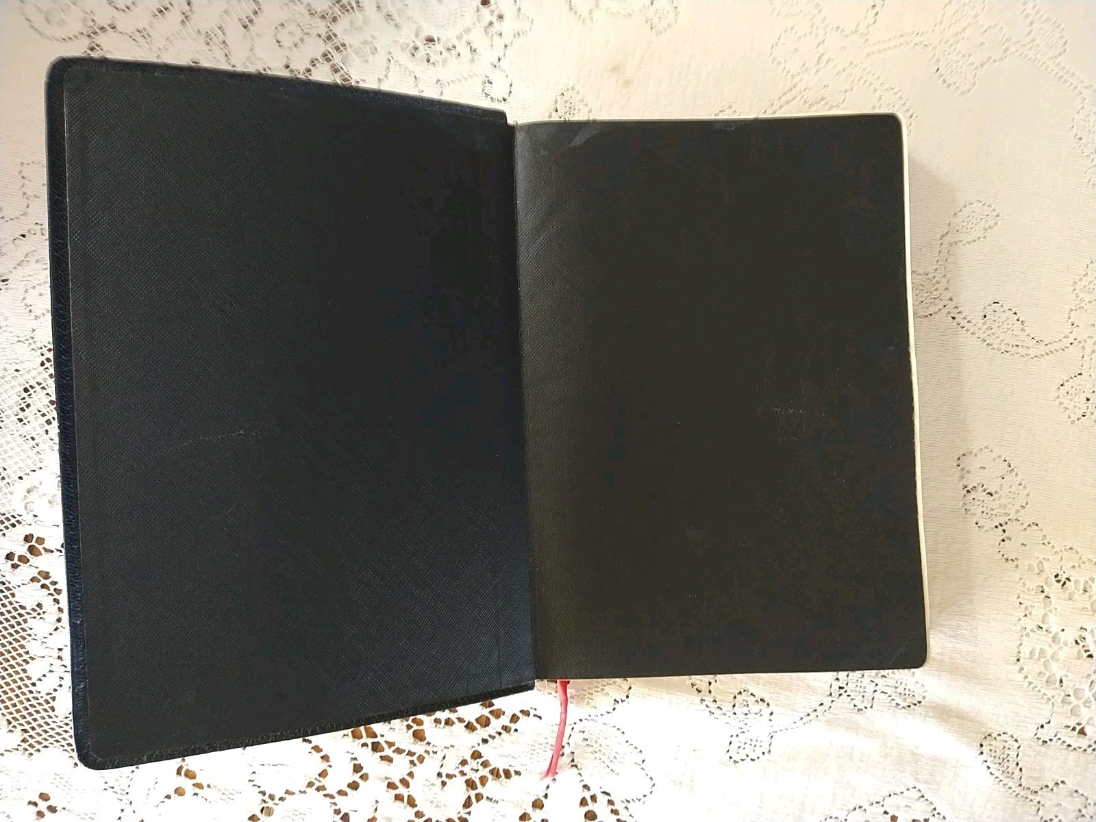 Genuine Leather Dakes Annotated Reference Bible Old New Testament KJV Black 1961