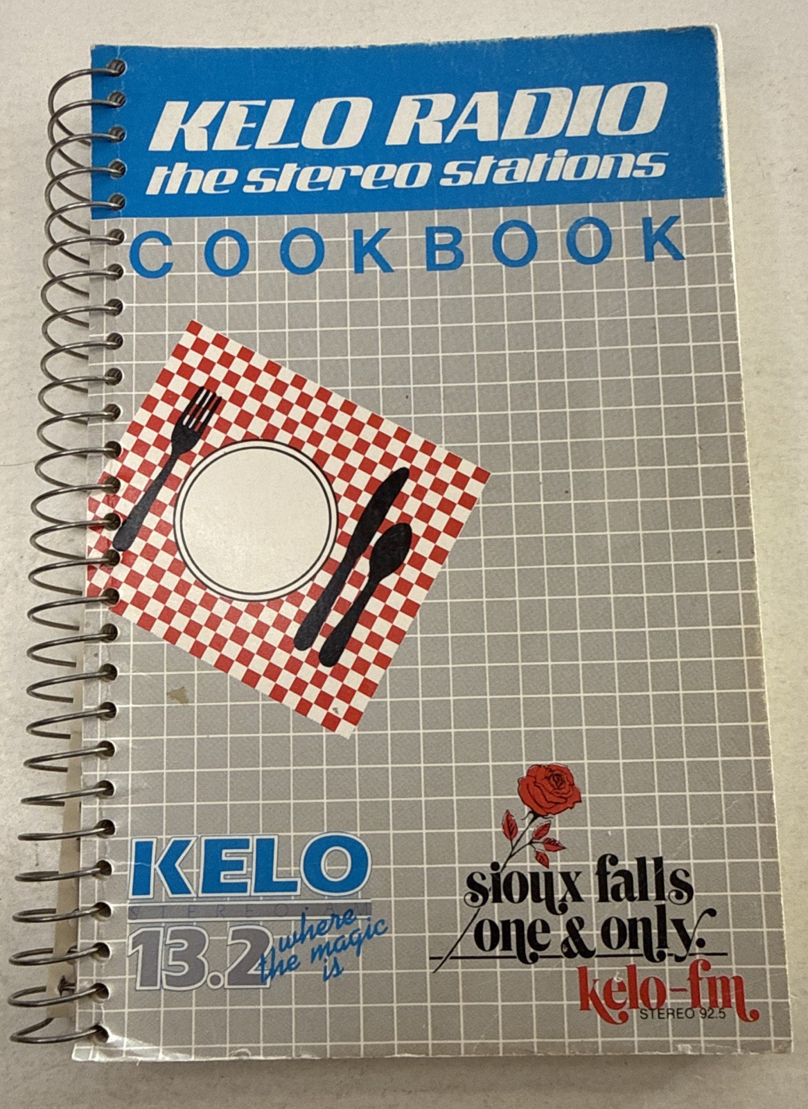 Sioux Falls South Dakota SD Cookbook Vintage 1980s KELO Radio Station Midwestern