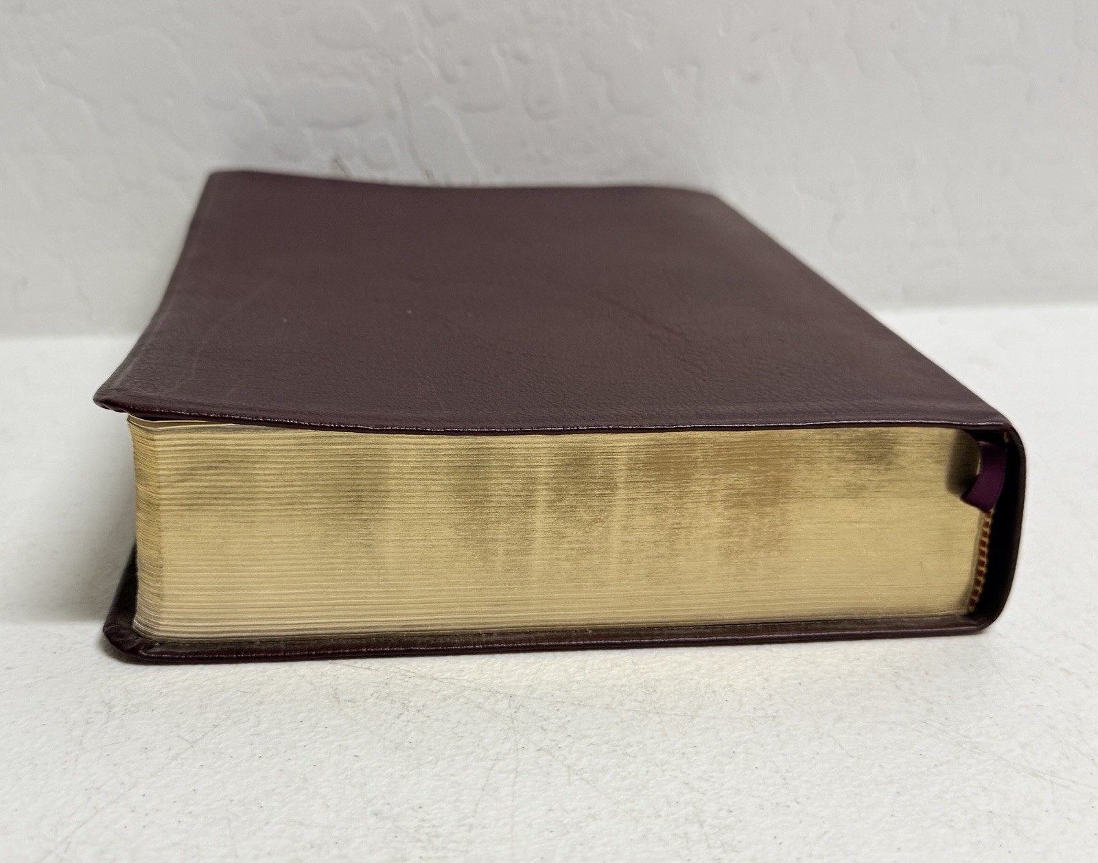 MacArthur Study Bible NKJV Burgundy Genuine Leather Nelson 1997 maps