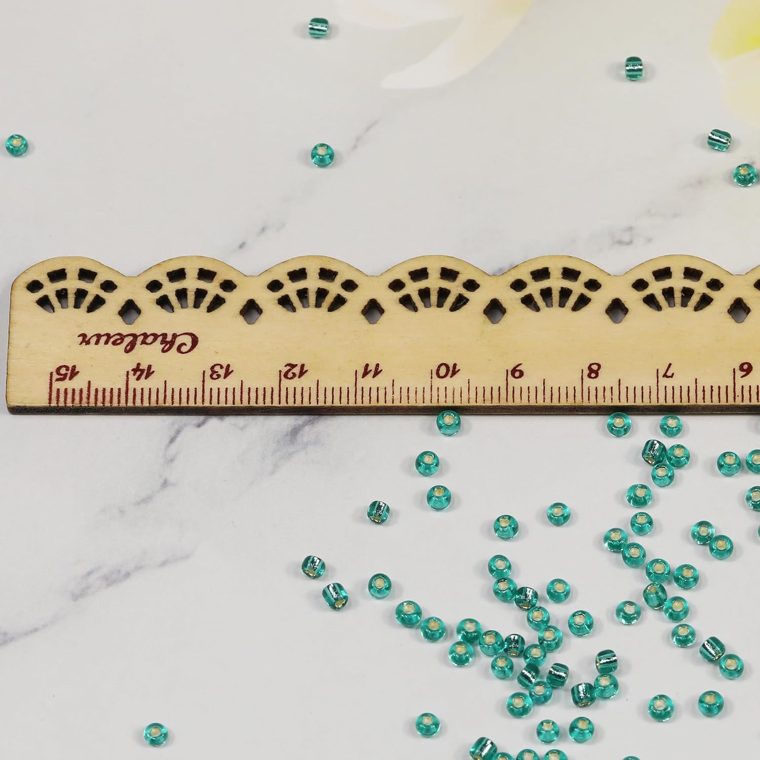 Malachite Green Sliver Lined Color Size 3mm Seed Beads About 3600pcs/100Grams in