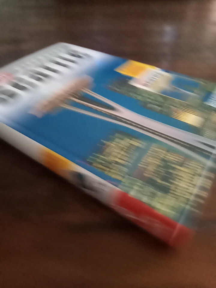 Seattle Insight City Guide guidebook. 2007, New, 265 pages, Color