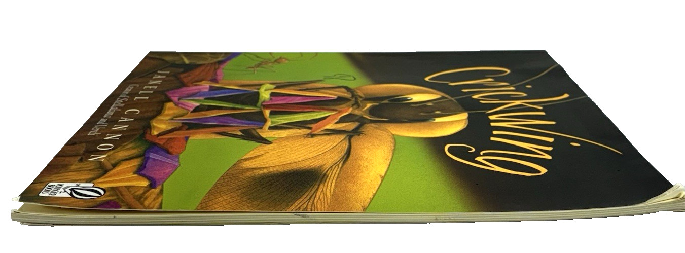 Crickwing by Janell Cannon Vintage 2005 Voyager Children’s Paperback Book