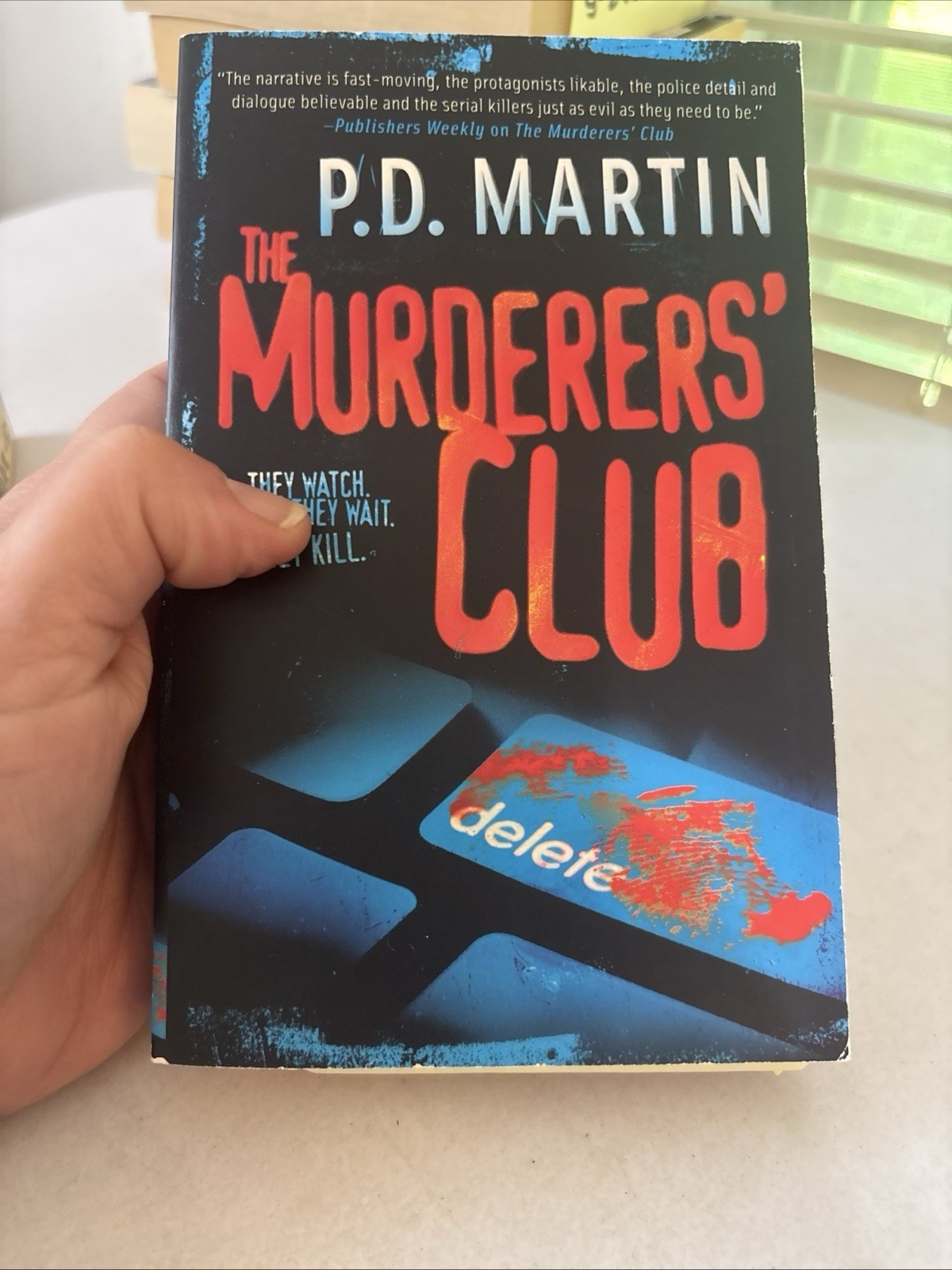 Lot of 10 – Mystery and Thrillers – Mixed Authors – FREE SHIPPING