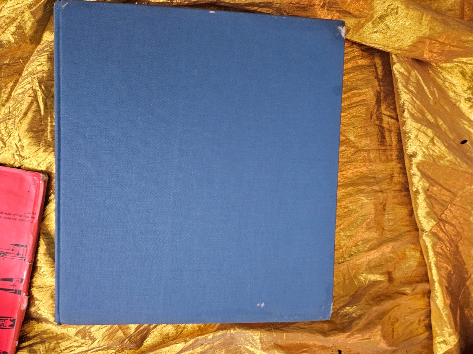 THE LORE OF FLIGHT by TRE TRYCKARE the RARE VINTAGE HARDCOVER BOOK (1970) 426pgs